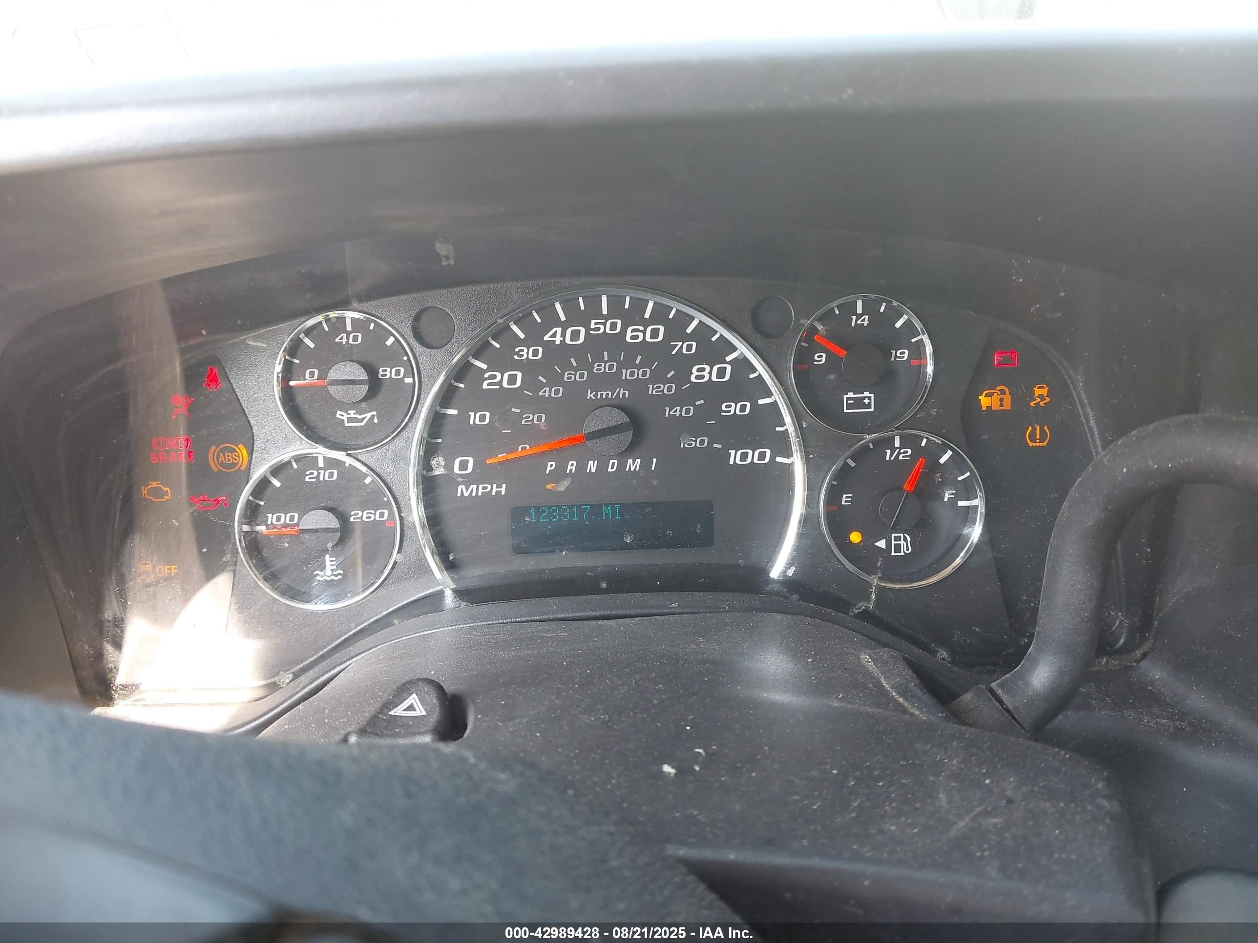 2015 Gmc Savana 2500 Work Van Белый vin: 1GTW7FCF7F1901538