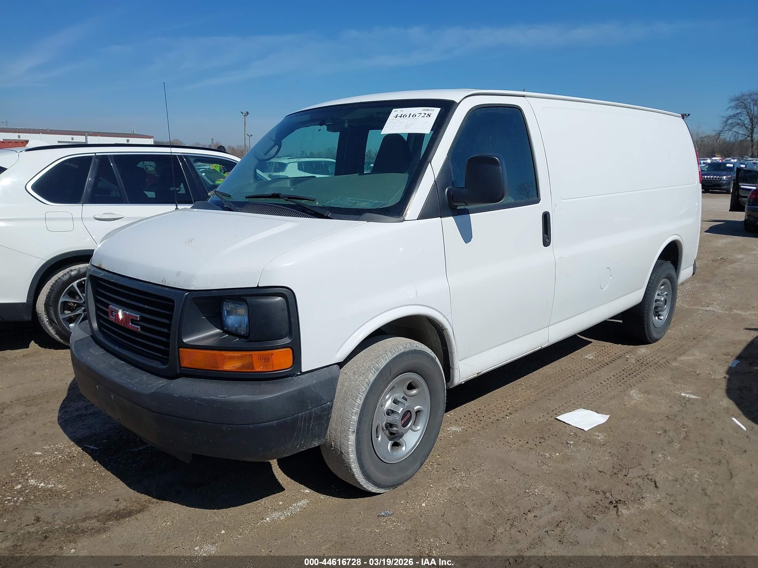 2015 Gmc Savana 2500 Work Van White vin: 1GTW7FCF8F1247178