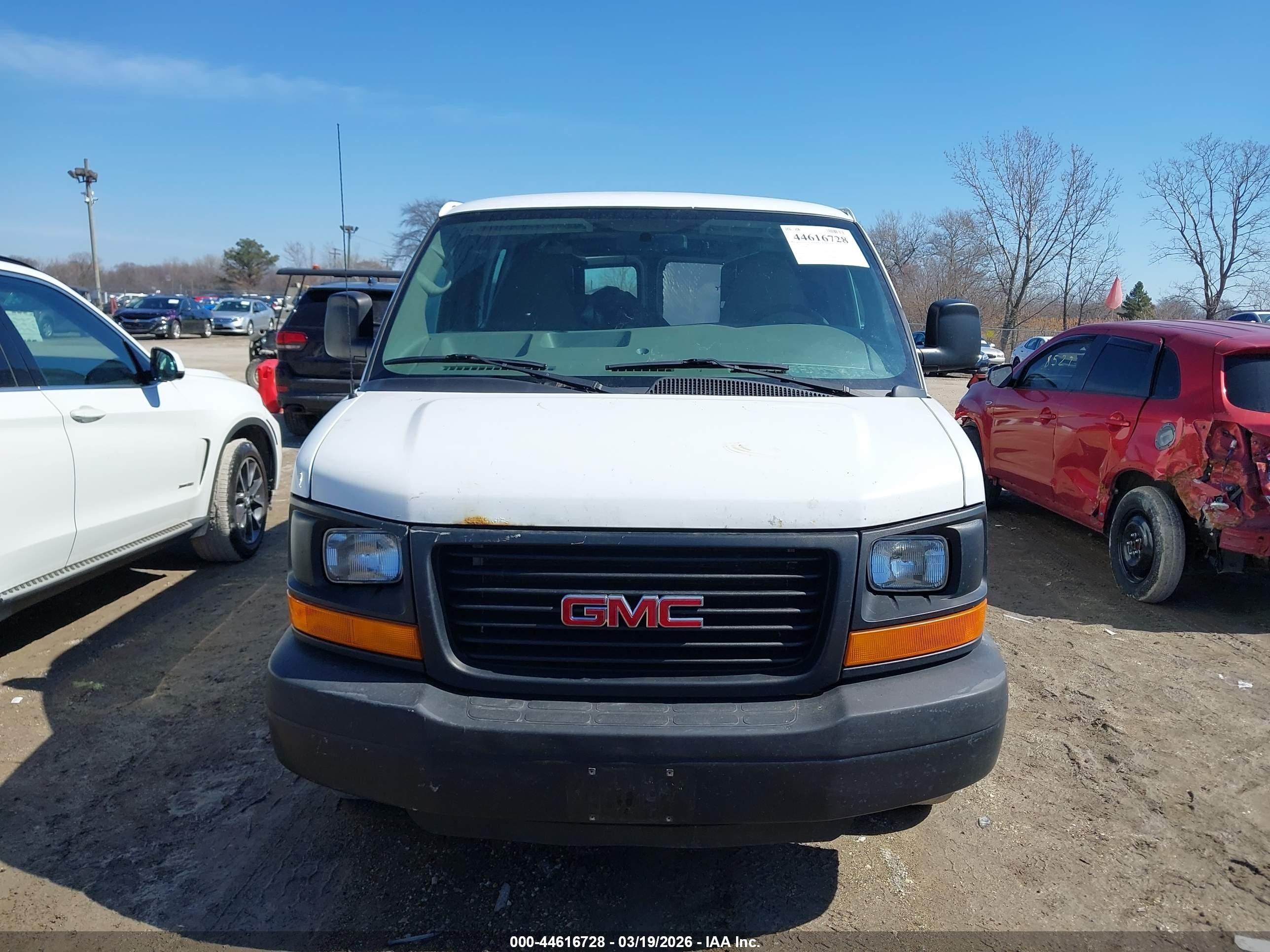 2015 Gmc Savana 2500 Work Van White vin: 1GTW7FCF8F1247178