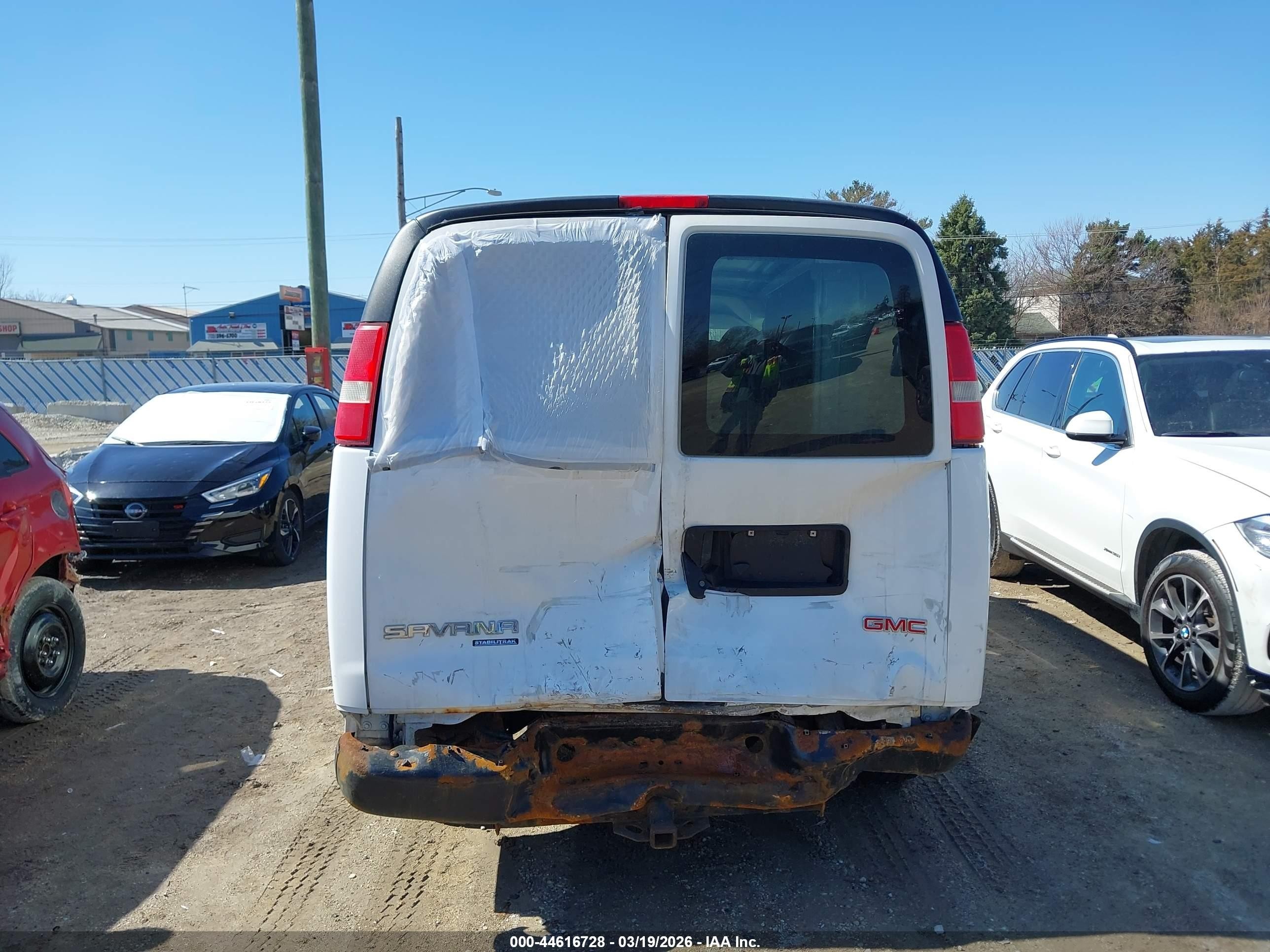 2015 Gmc Savana 2500 Work Van White vin: 1GTW7FCF8F1247178