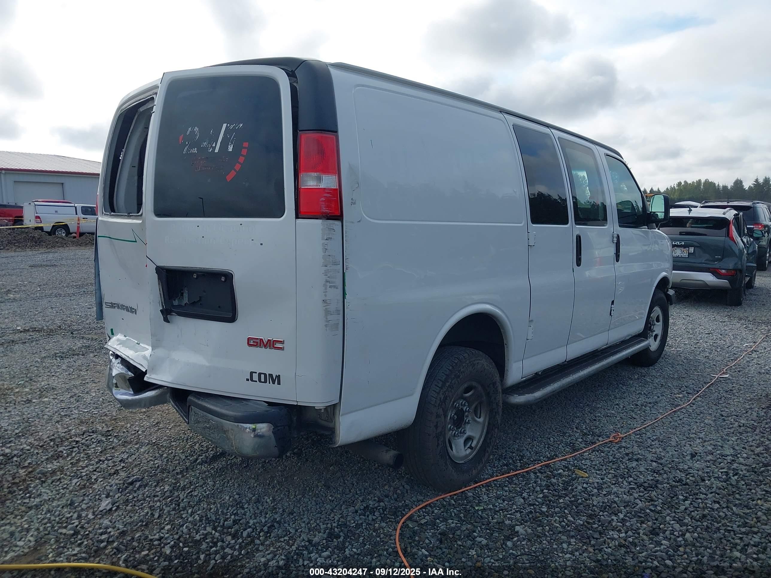 2015 Gmc Savana 2500 Work Van White vin: 1GTW7FCF8F1278219