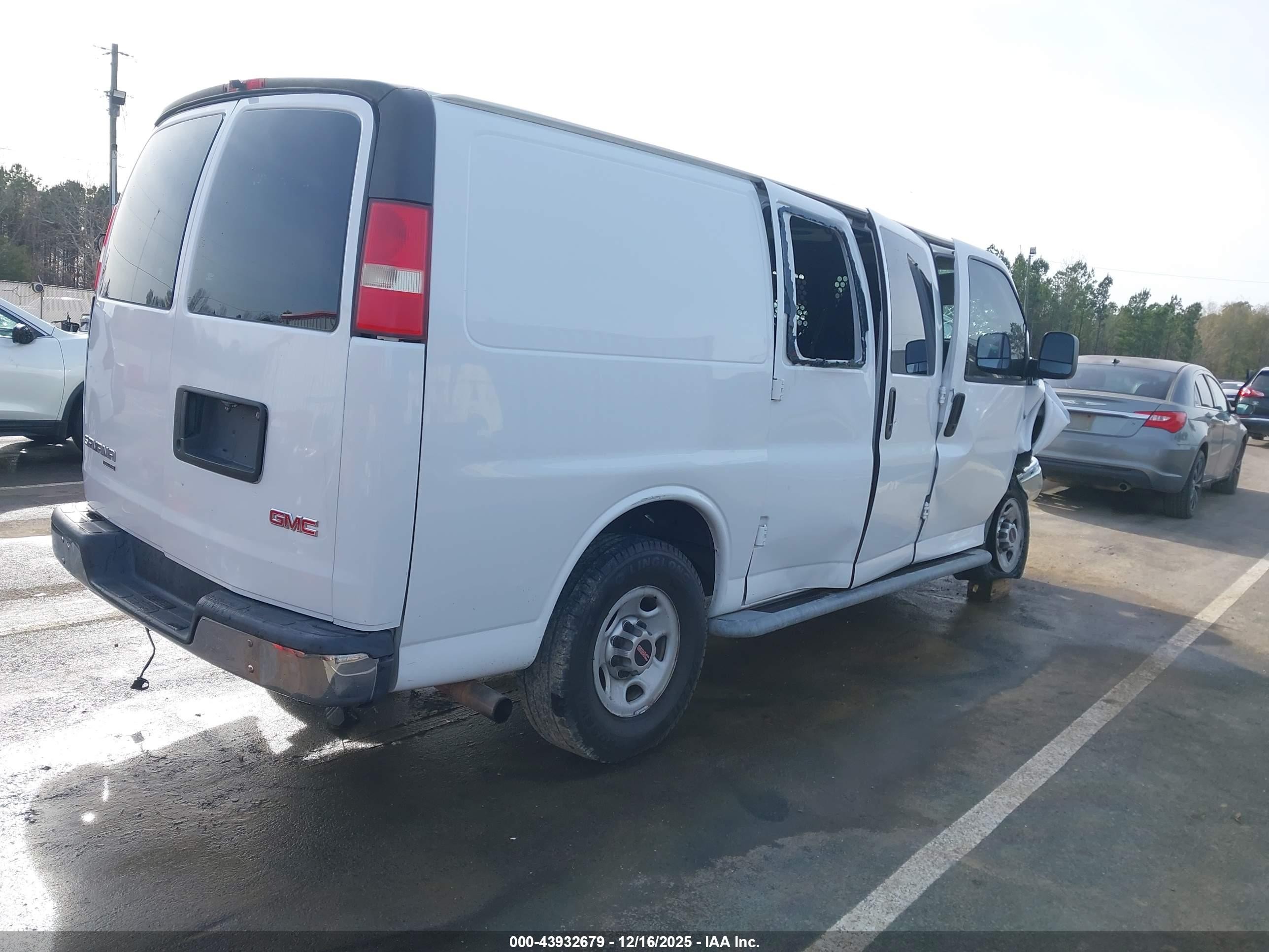 2015 Gmc Savana 2500 Work Van White vin: 1GTW7FCF8F1901757