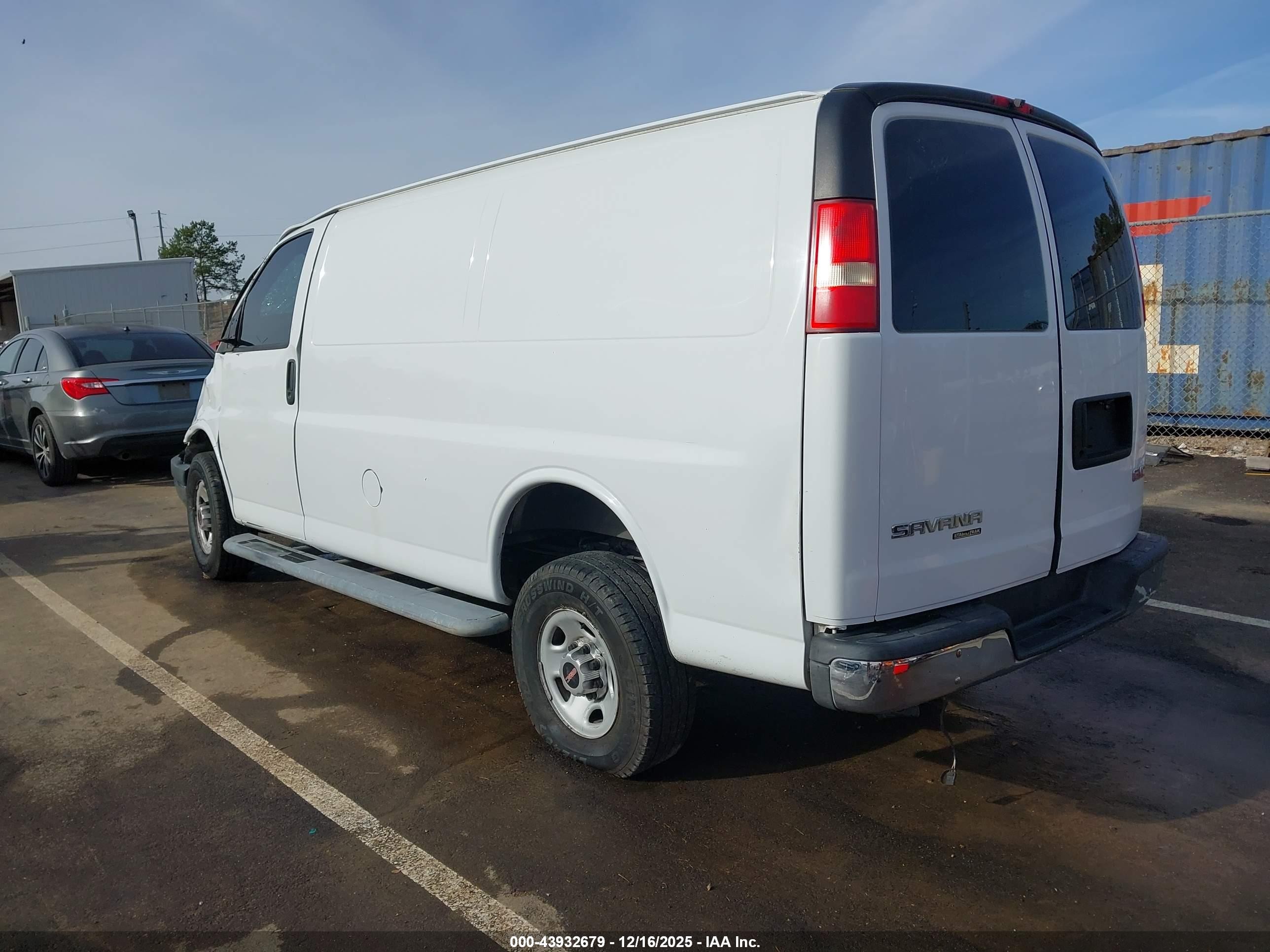 2015 Gmc Savana 2500 Work Van White vin: 1GTW7FCF8F1901757