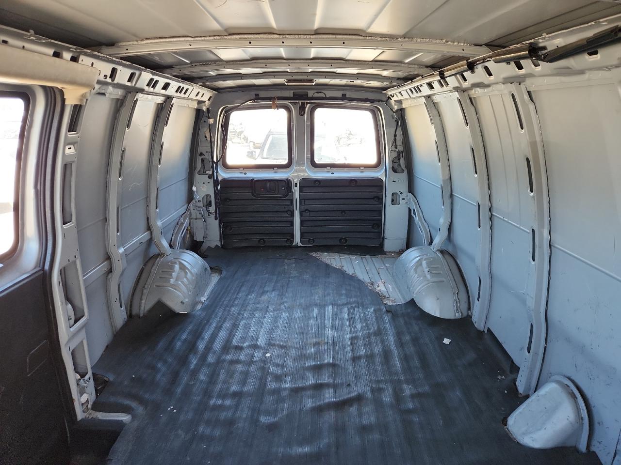 2012 Gmc Savana G2500 Gray vin: 1GTW7GCA8C1166512