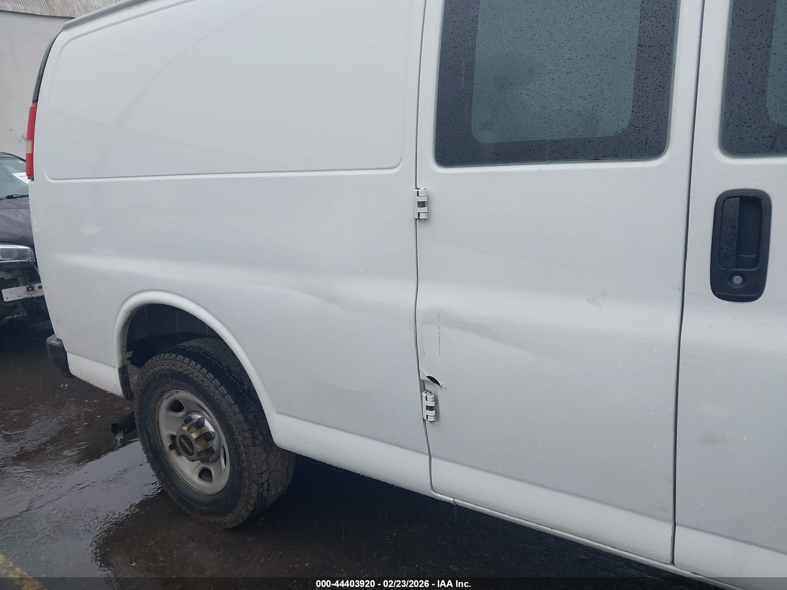 2015 Gmc Savana 2500 Work Van White vin: 1GTW7GCF8F1275133