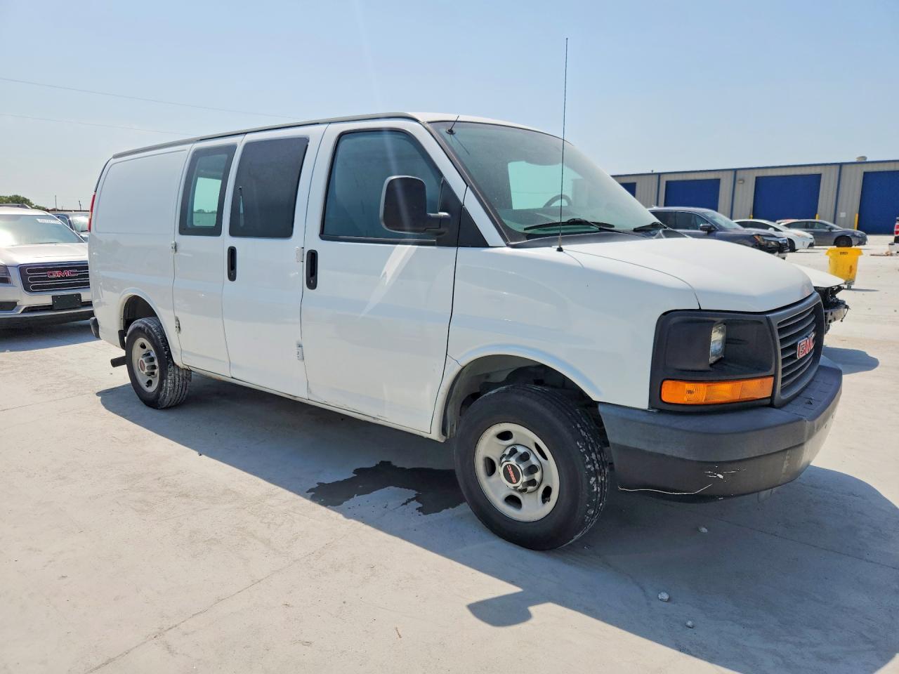 2015 Gmc Savana G3500 White vin: 1GTZ7TCB6F1138579
