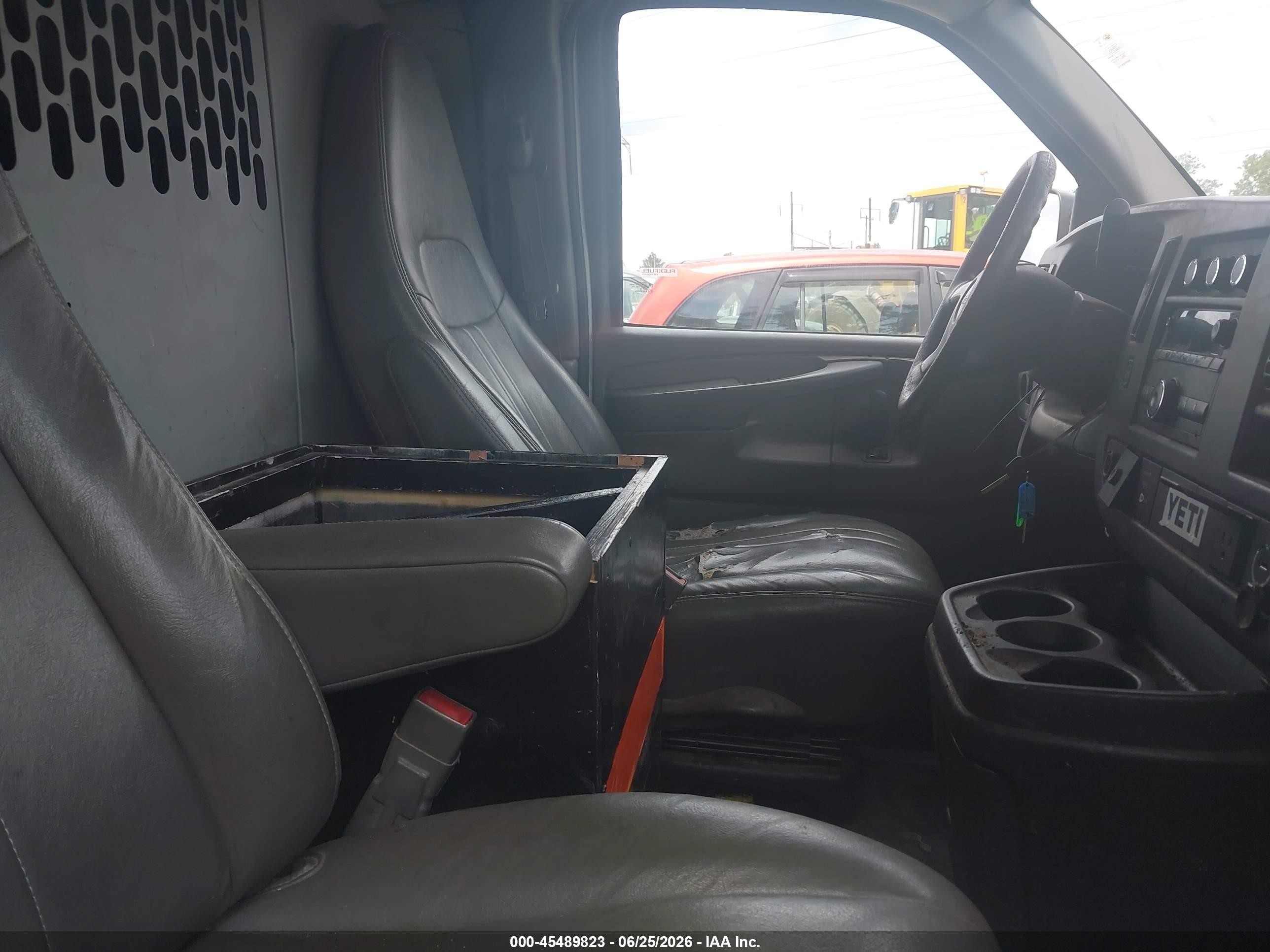2015 Gmc Savana 3500 Work Van White vin: 1GTZ7TCG1F1224684