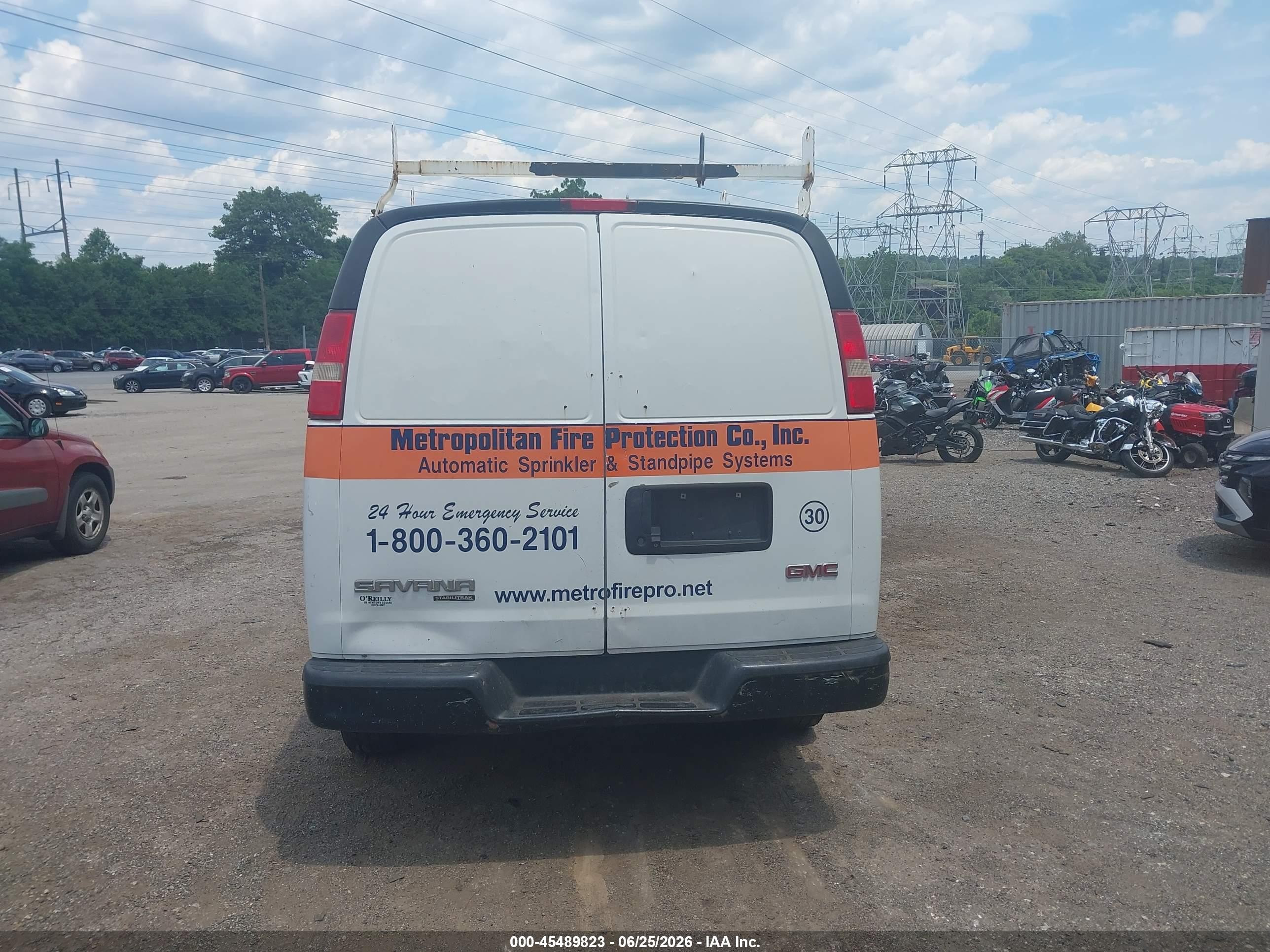 2015 Gmc Savana 3500 Work Van White vin: 1GTZ7TCG1F1224684