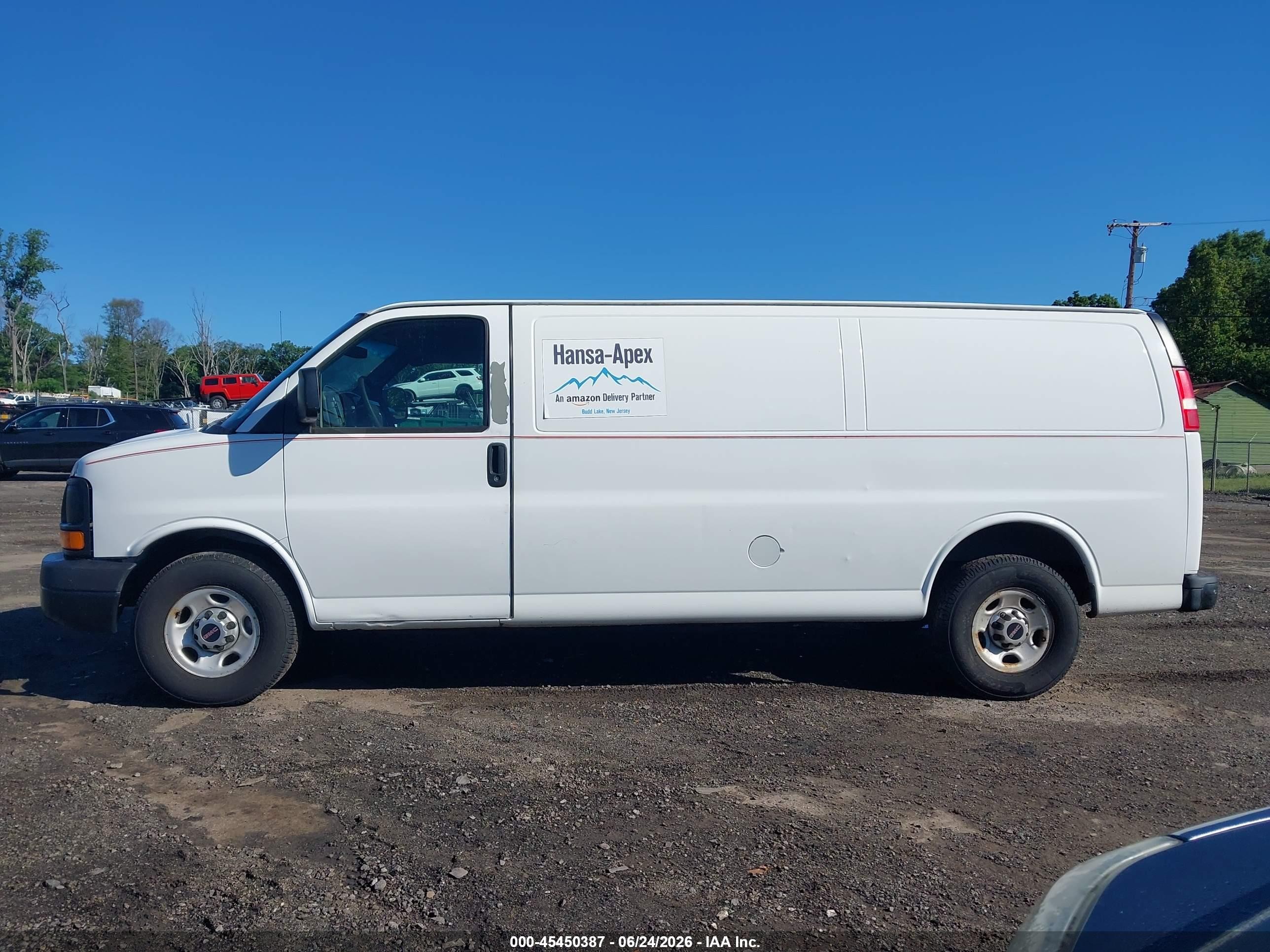 2012 Gmc Savana 3500 Work Van Белый vin: 1GTZ7UBA7C1145065