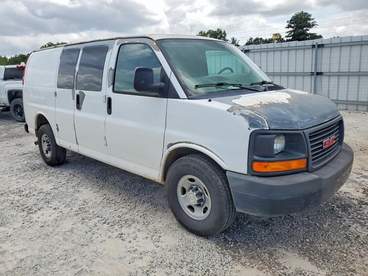 2010 Gmc Savana G2500 White vin: 1GTZGFBA1A1171699