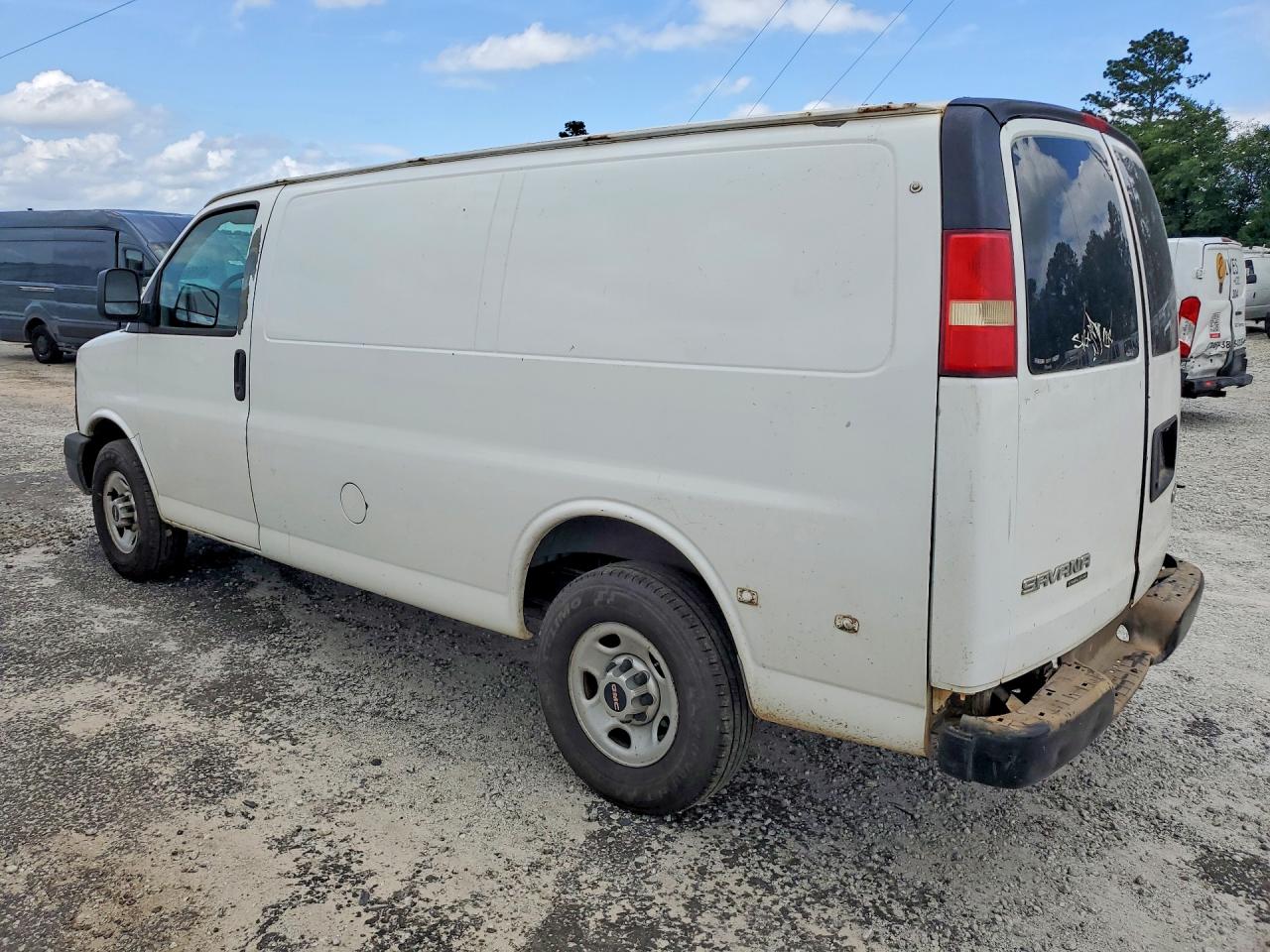 2010 Gmc Savana G2500 White vin: 1GTZGFBA1A1171699