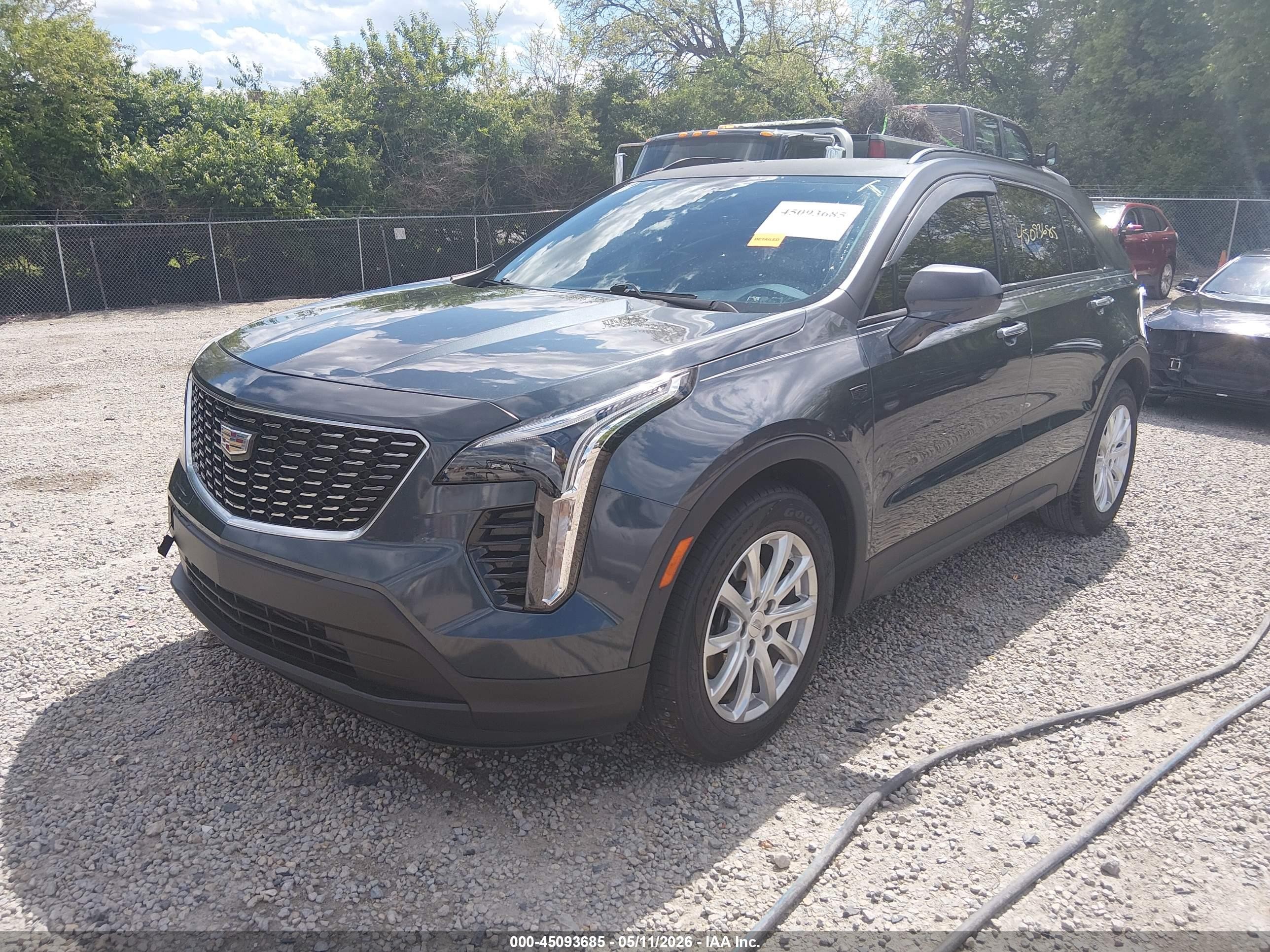 2019 Cadillac Xt4 Luxury Gray vin: 1GYAZAR46KF102550