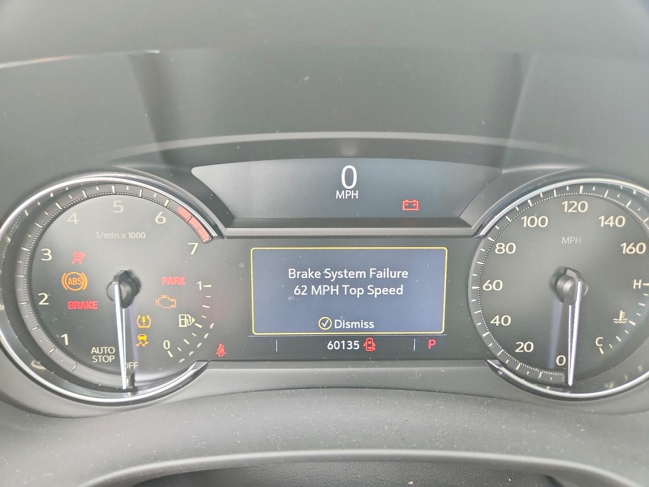 2020 Cadillac Xt4 Luxury Silver vin: 1GYAZAR4XLF011167