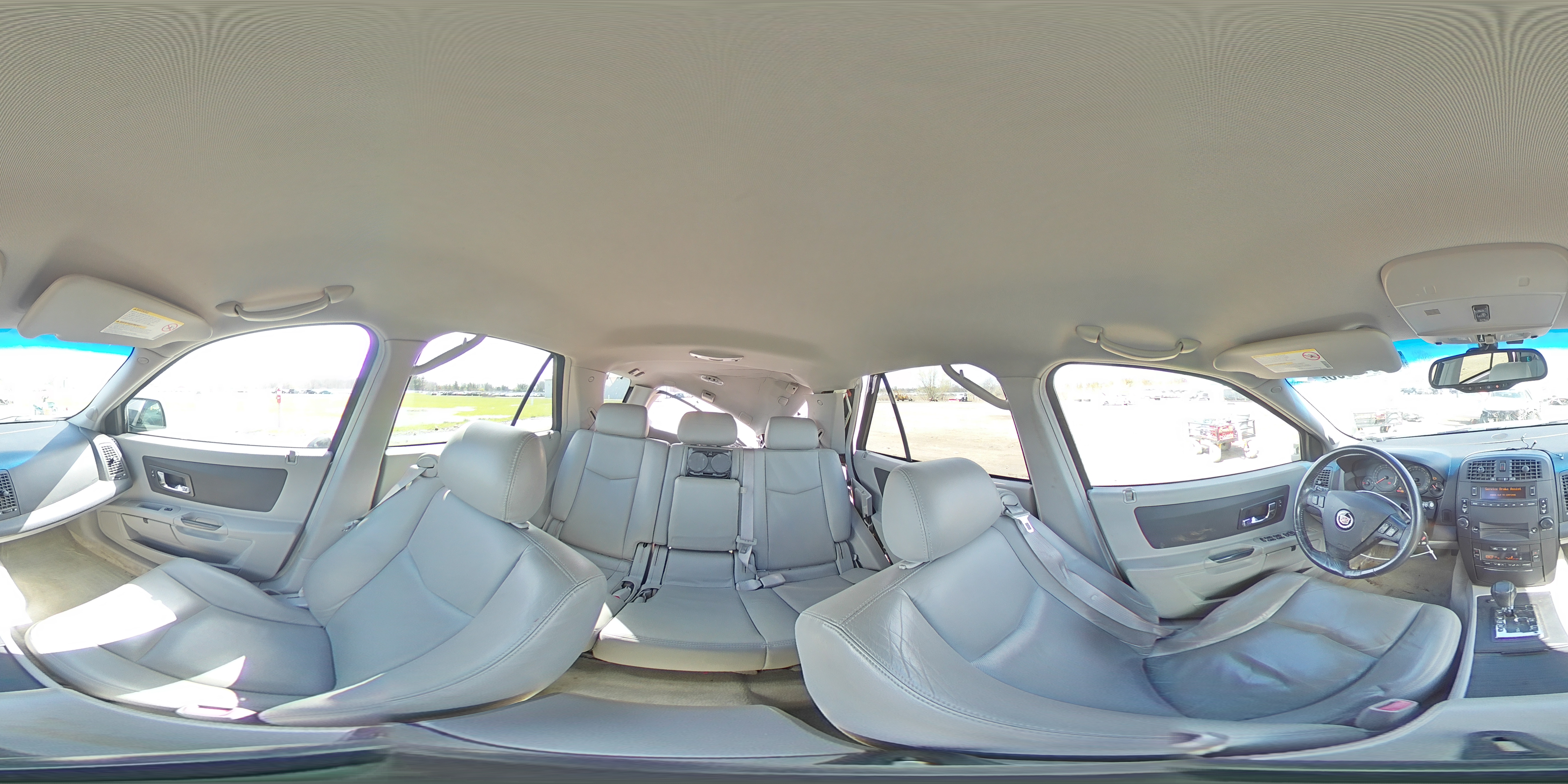 2004 Cadillac Srx Gray vin: 1GYDE637040134084