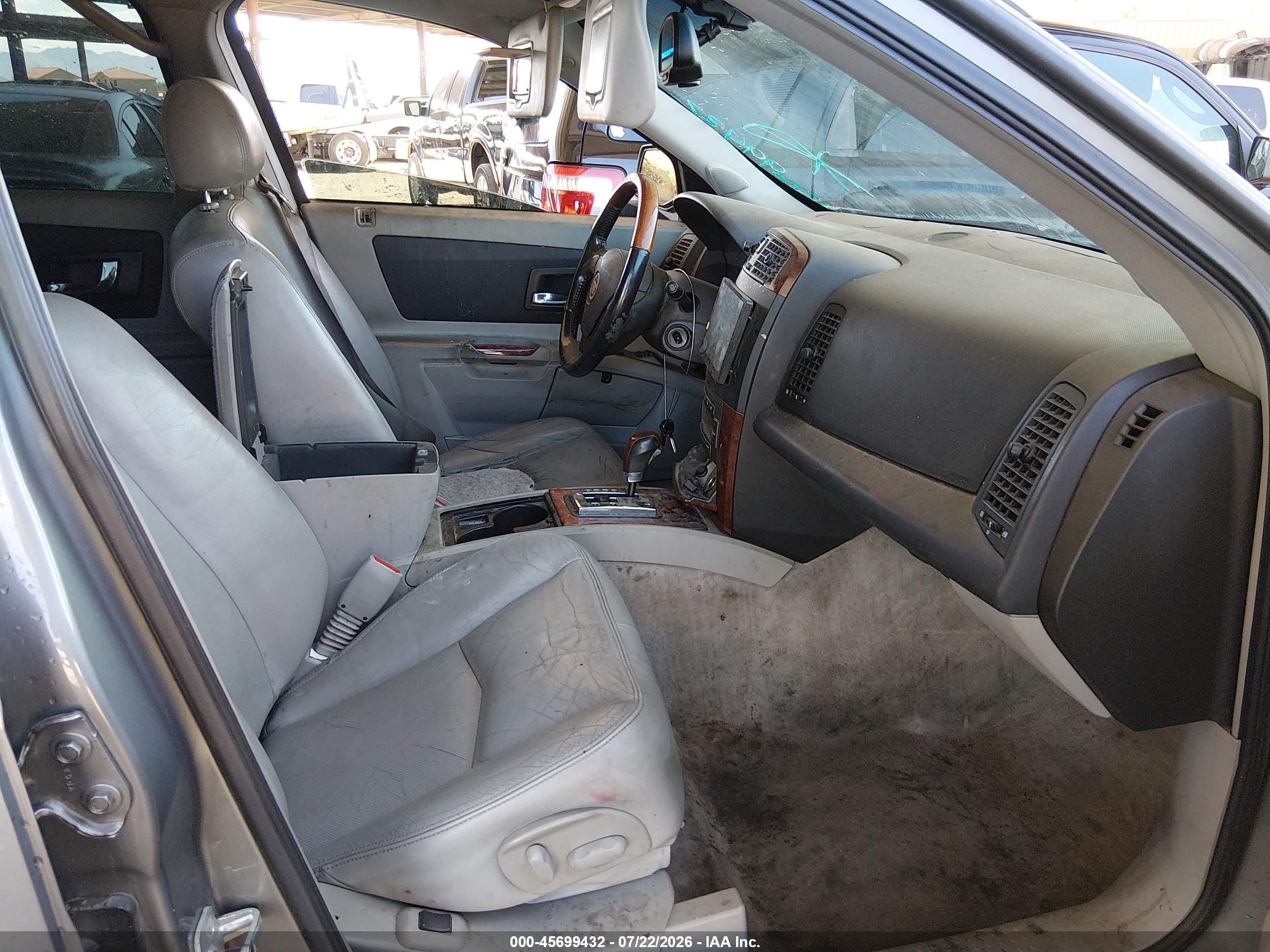 2004 Cadillac Srx Standard Gray vin: 1GYDE637X40154875