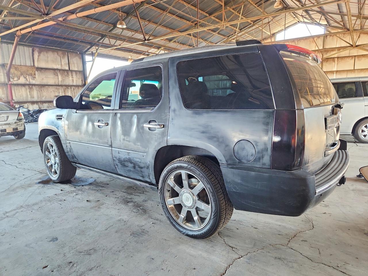 2008 Cadillac Escalade Luxury Черный vin: 1GYEC63818R202753