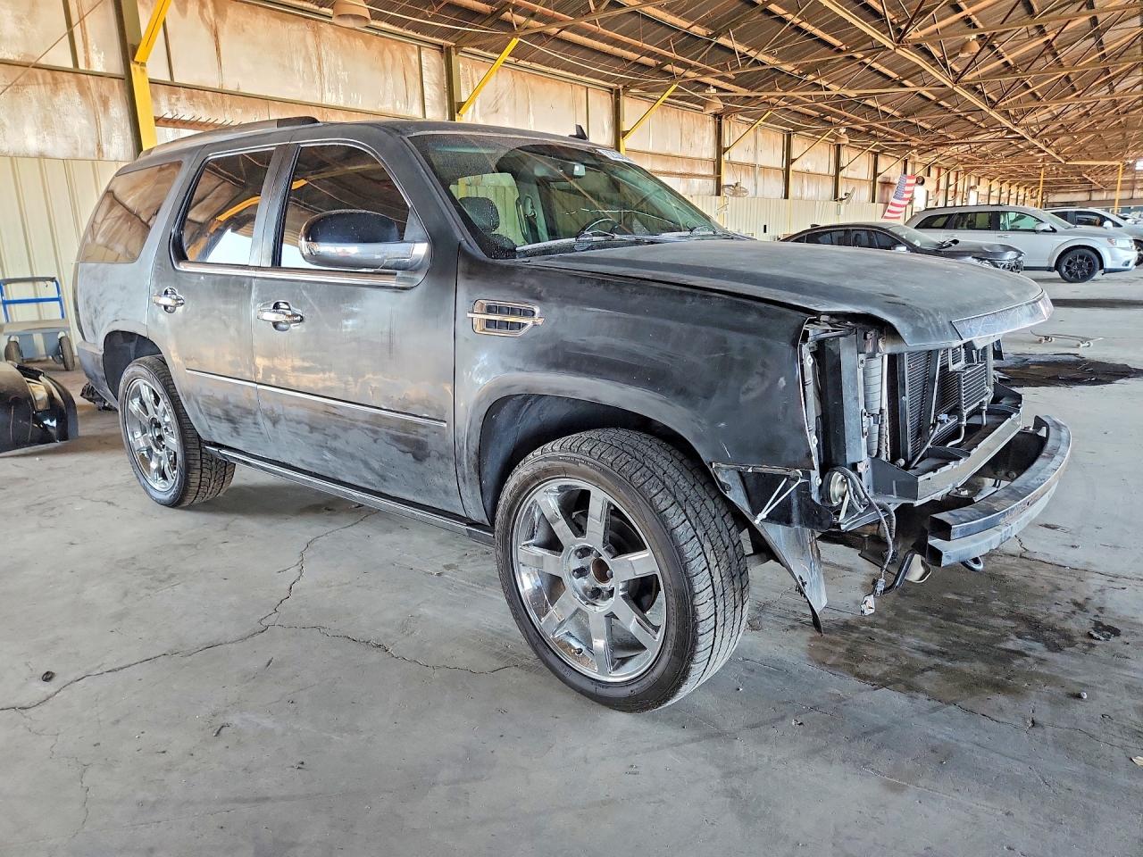 2008 Cadillac Escalade Luxury Черный vin: 1GYEC63818R202753