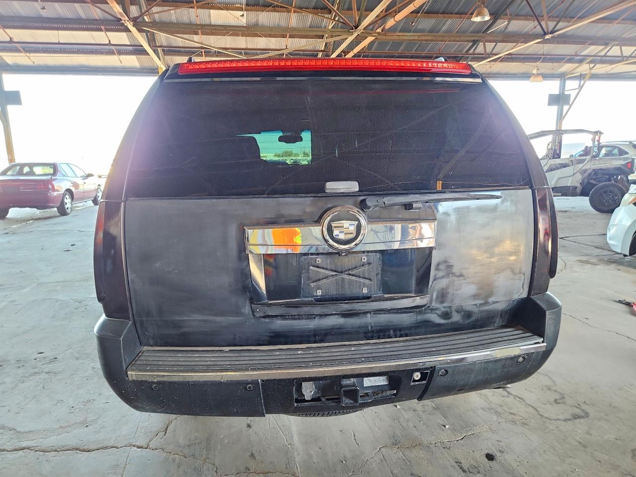 2008 Cadillac Escalade Luxury Черный vin: 1GYEC63818R202753