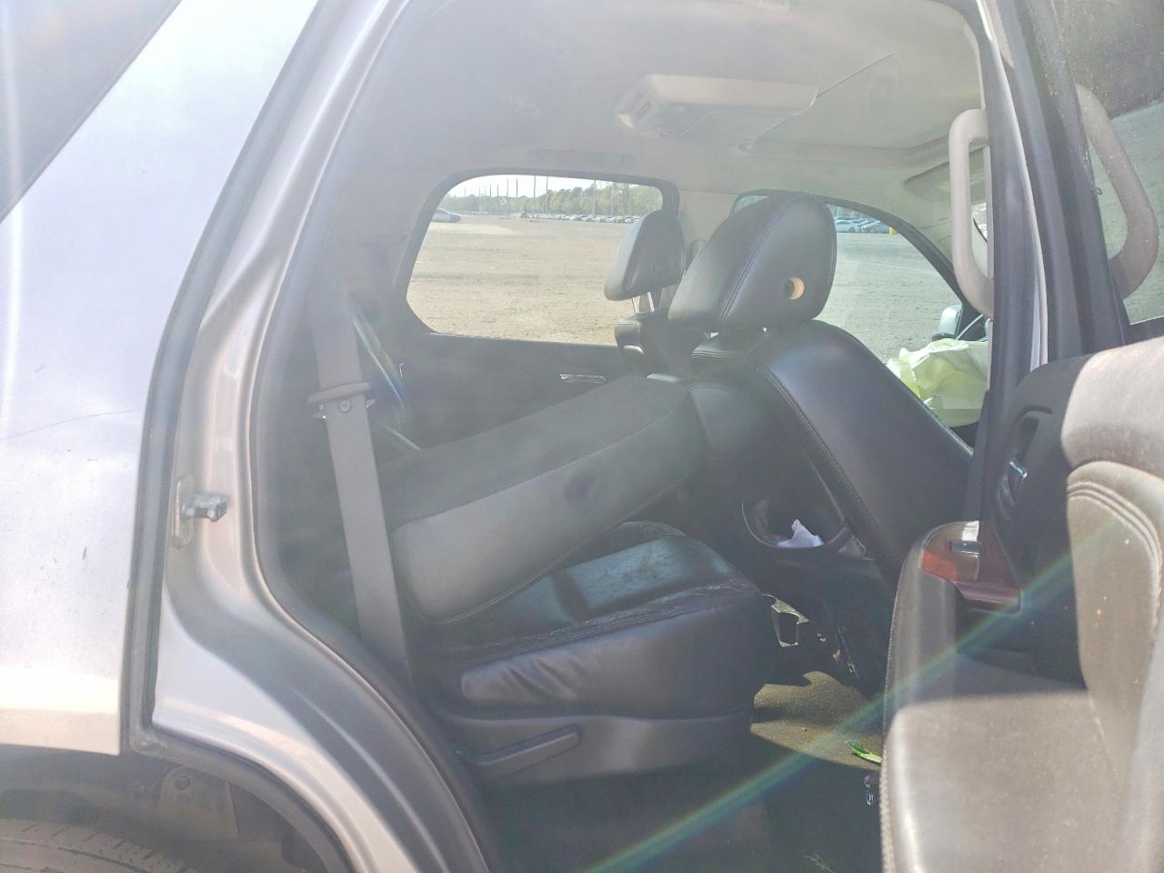 2007 Cadillac Escalade Luxury Tan vin: 1GYEC63837R416237