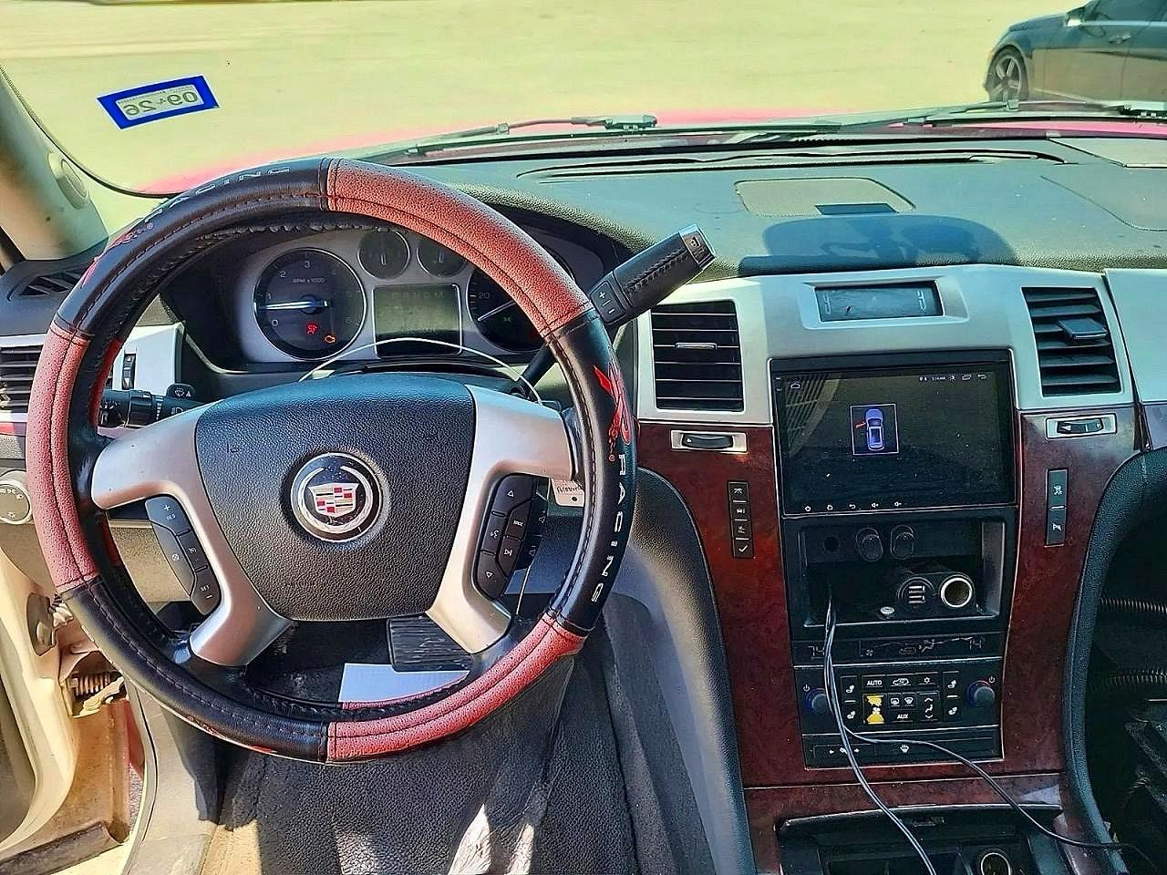 2008 Cadillac Escalade Luxury Pink vin: 1GYEC63848R119124