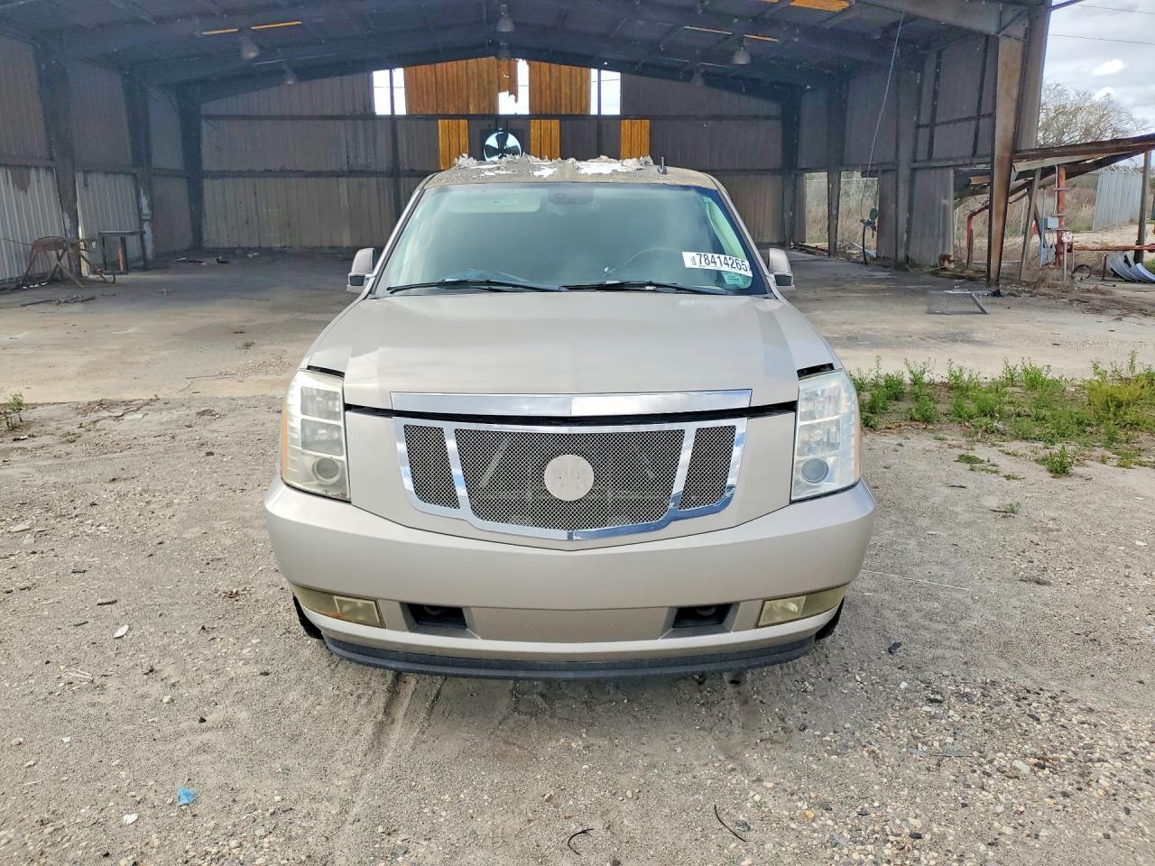 2008 Cadillac Escalade L Silver vin: 1GYEC63868R144641
