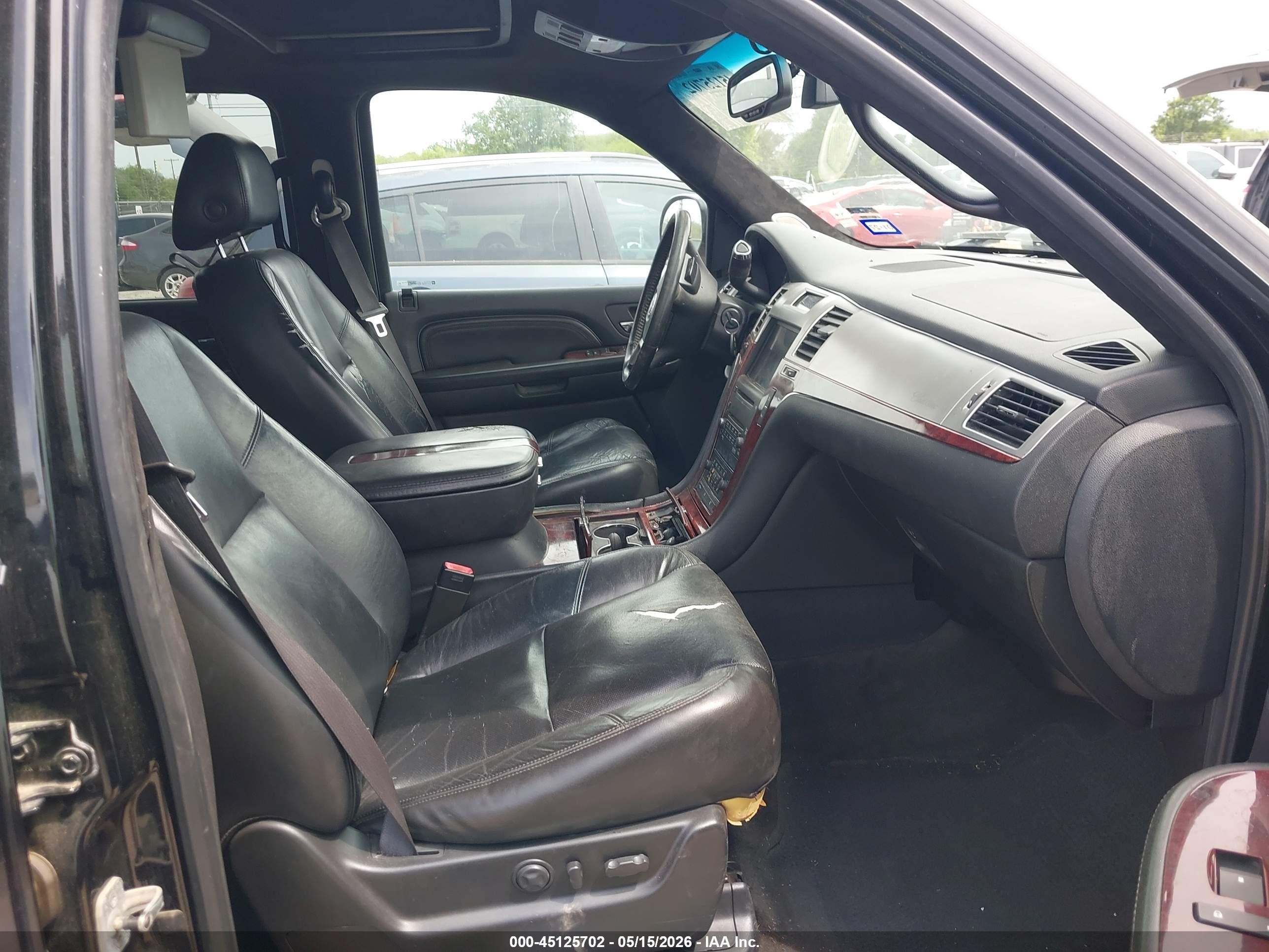 2008 Cadillac Escalade Standard Black vin: 1GYEC63878R163683