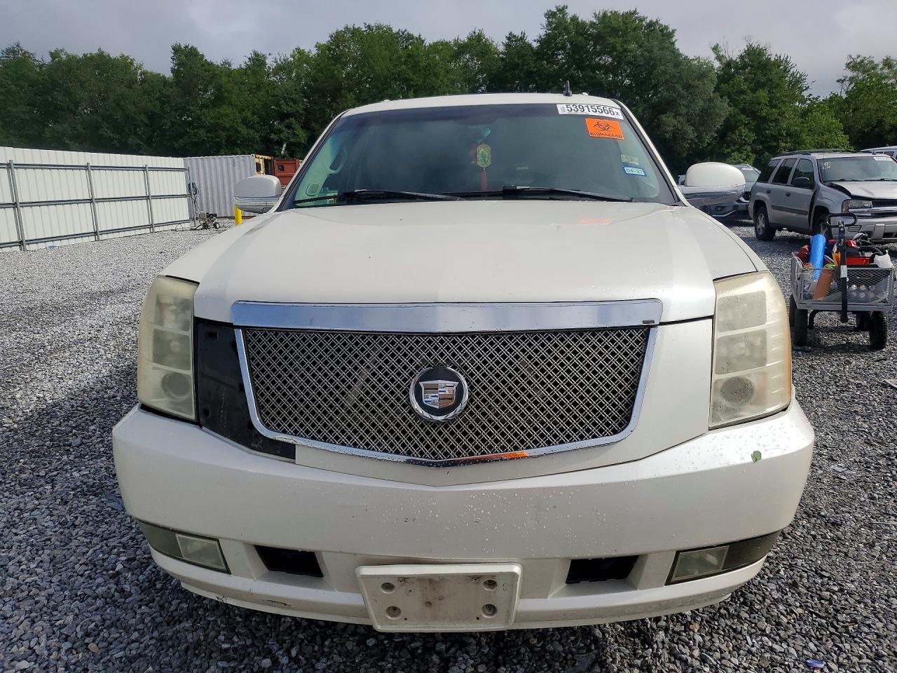 2007 Cadillac Escalade Luxury White vin: 1GYEC63887R310124