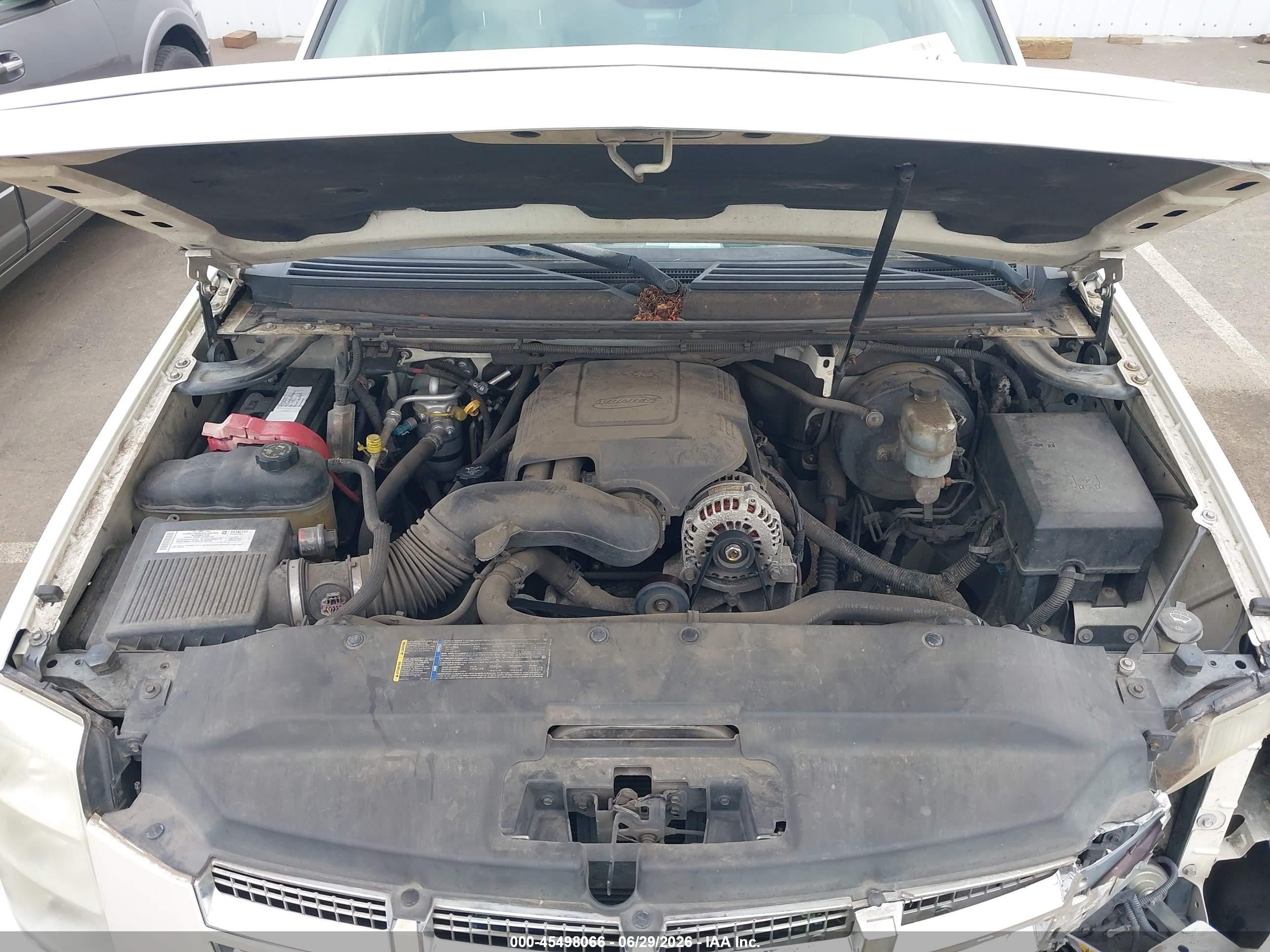 2007 Cadillac Escalade Standard Cream vin: 1GYEC63887R354821