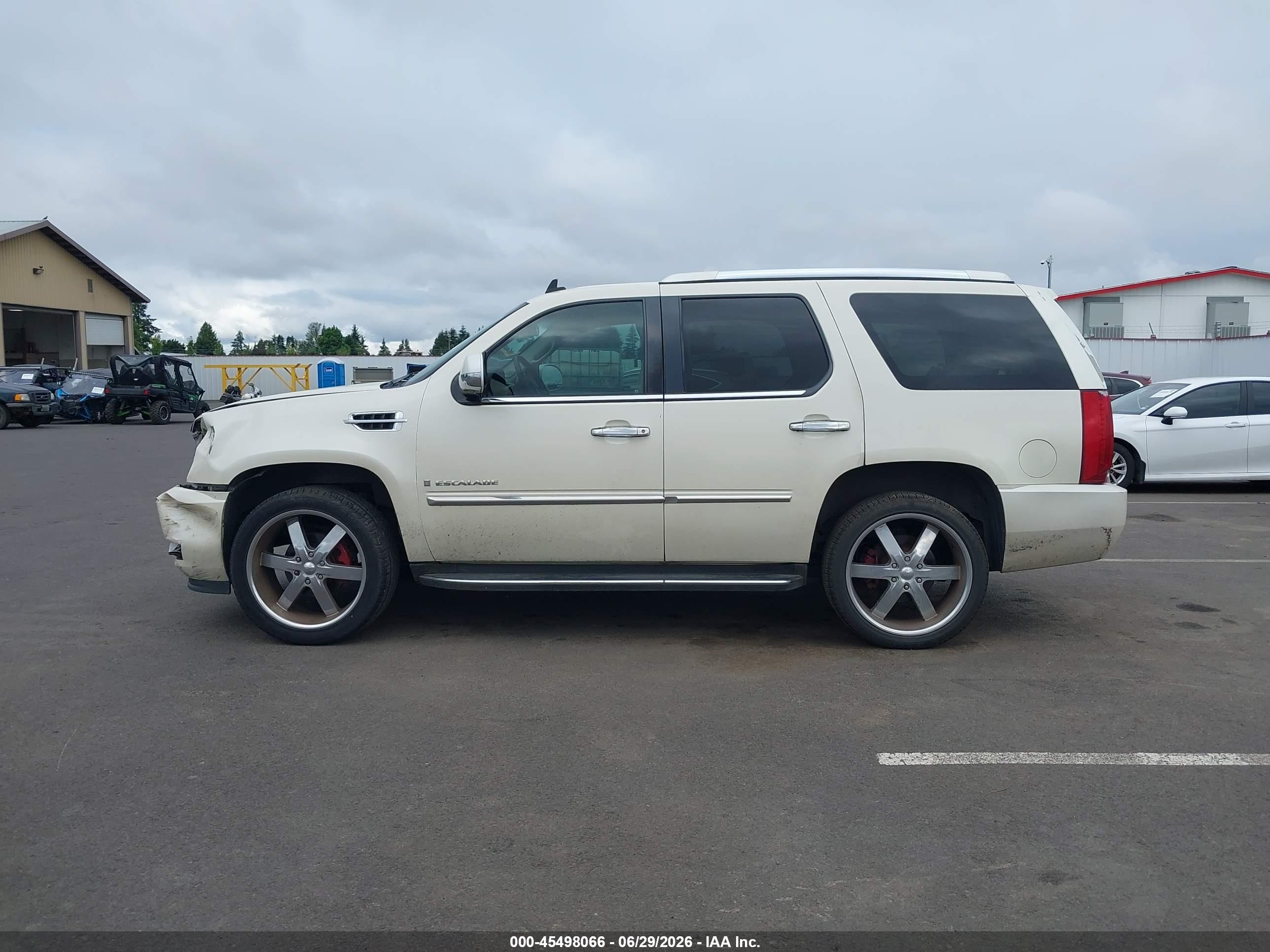 2007 Cadillac Escalade Standard Cream vin: 1GYEC63887R354821