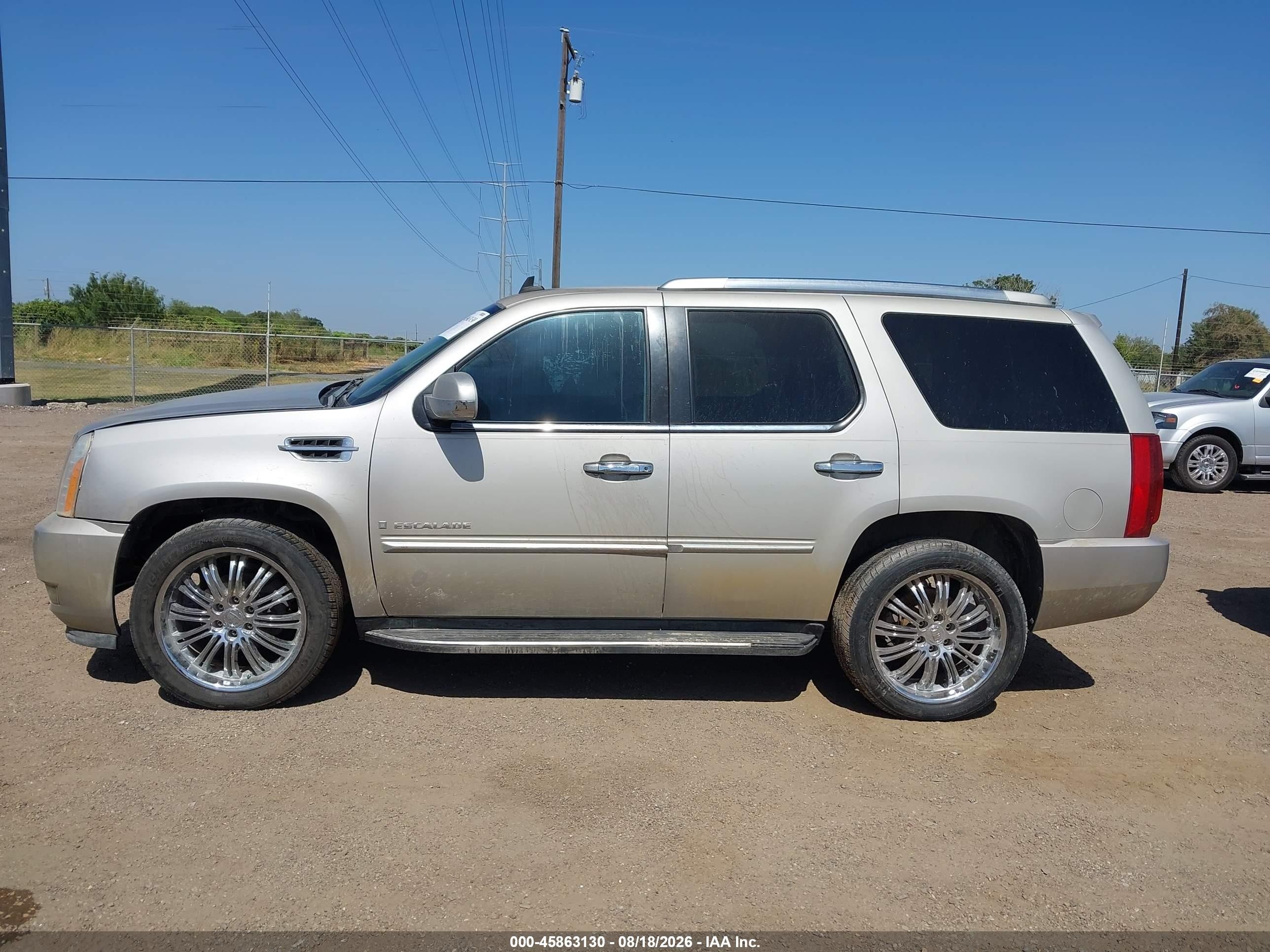 2007 Cadillac Escalade   Champagne vin: 1GYEC63897R324811
