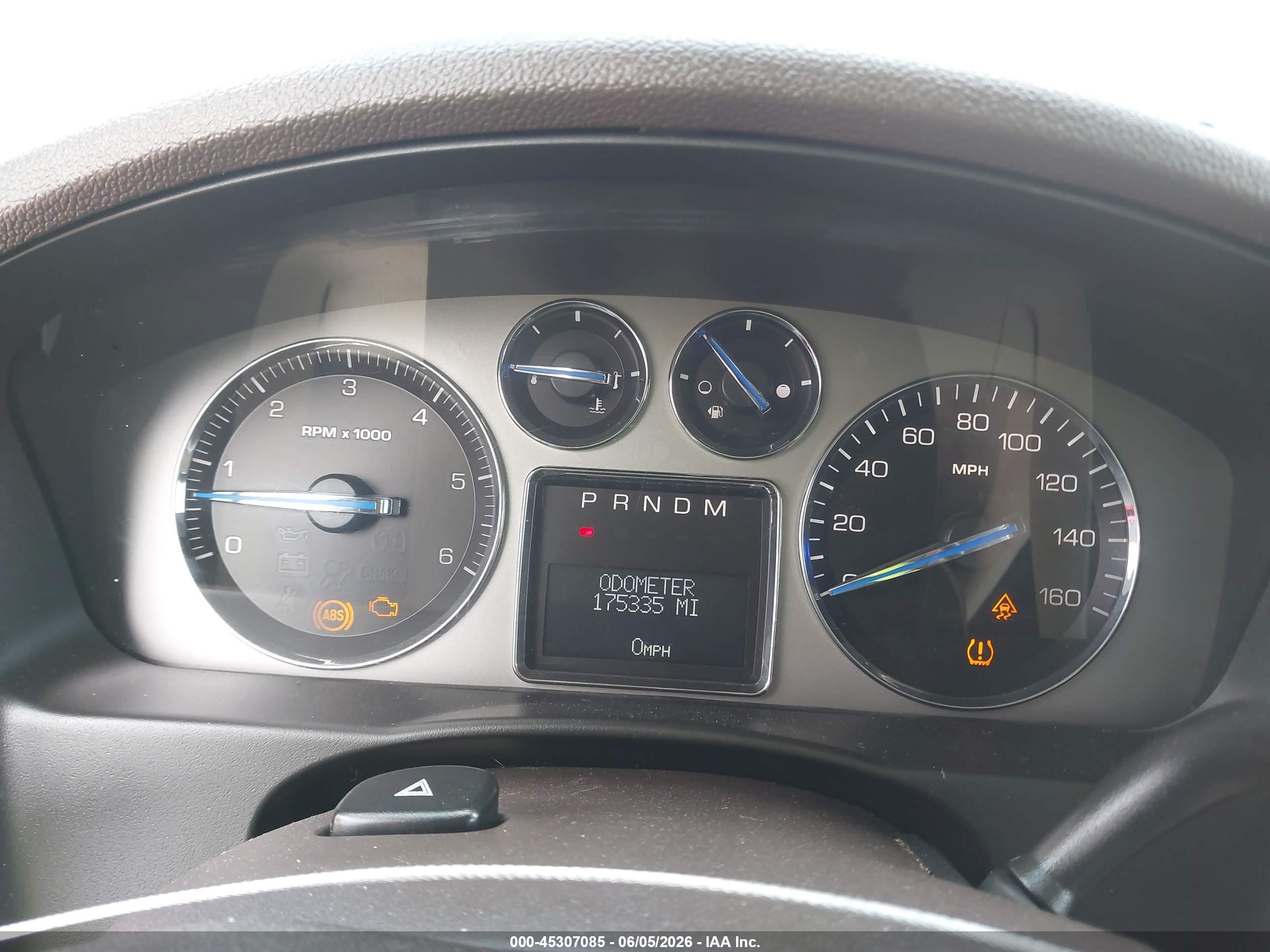 2008 Cadillac Escalade Standard Кремовый vin: 1GYEC63898R235645
