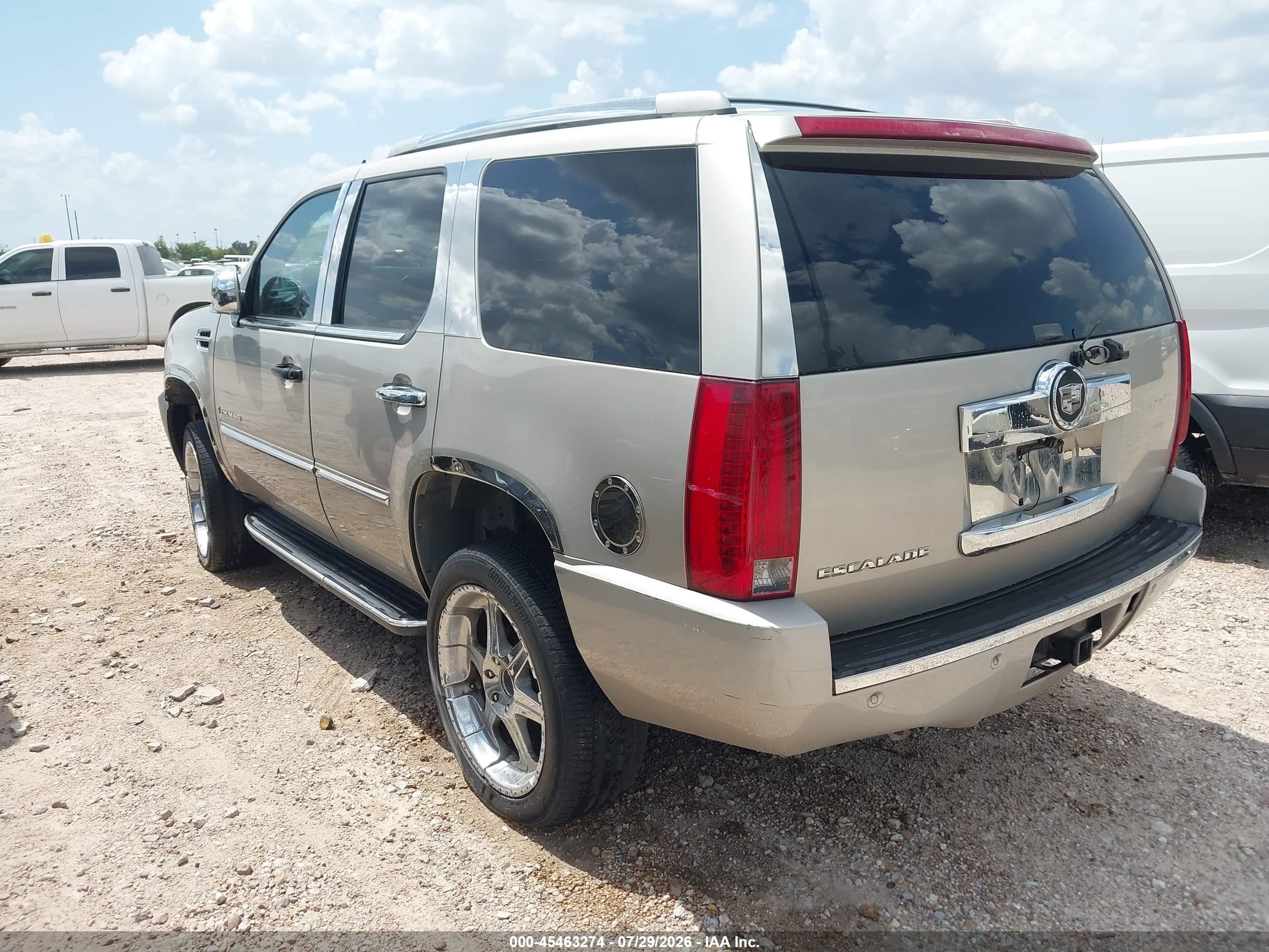 2007 Cadillac Escalade Standard Бежевый vin: 1GYEC638X7R286974