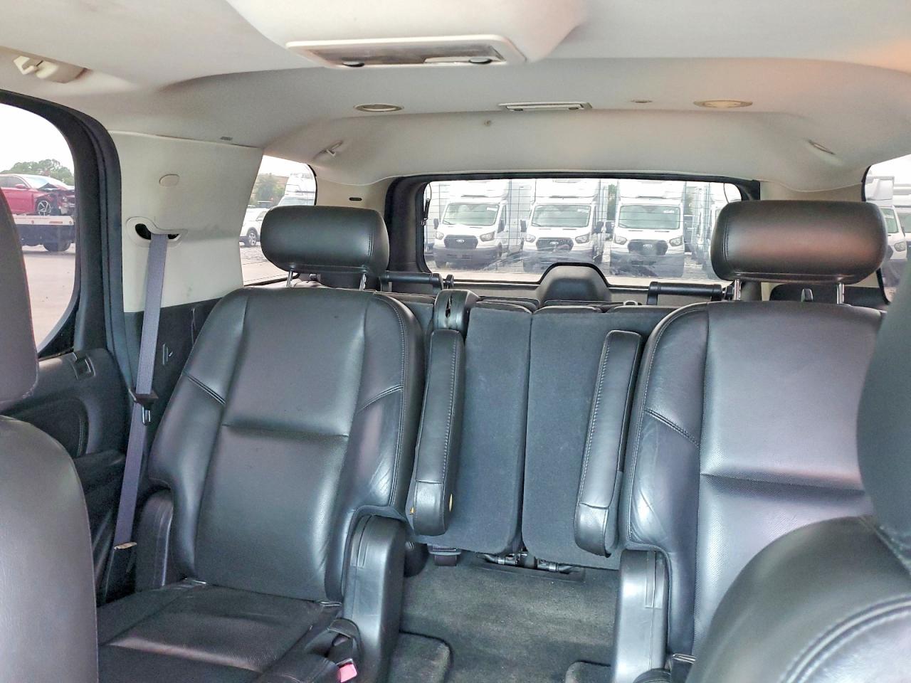 2008 Cadillac Escalade Luxury Black vin: 1GYEC638X8R215209