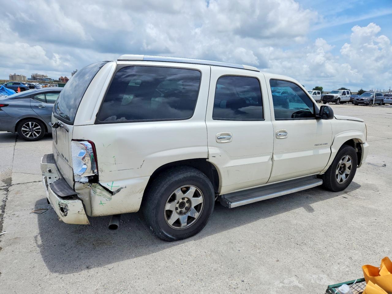 2006 Cadillac Escalade Luxury White vin: 1GYEC63N36R118176