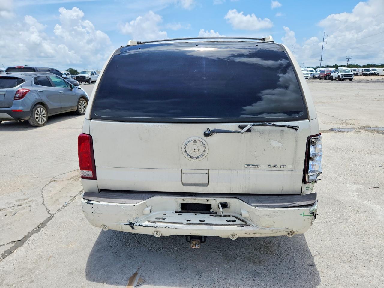 2006 Cadillac Escalade Luxury White vin: 1GYEC63N36R118176