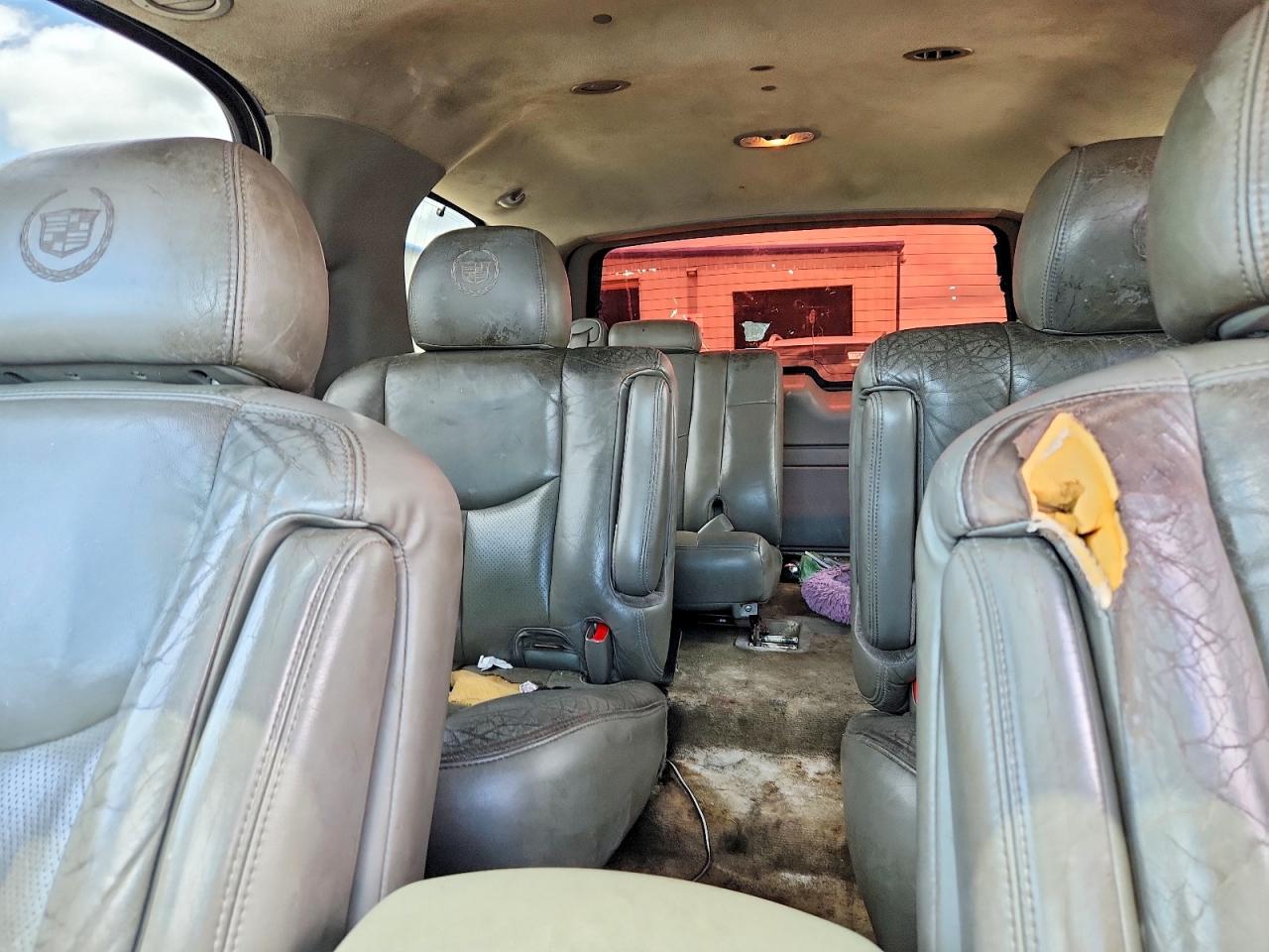 2006 Cadillac Escalade Luxury White vin: 1GYEC63N36R118176