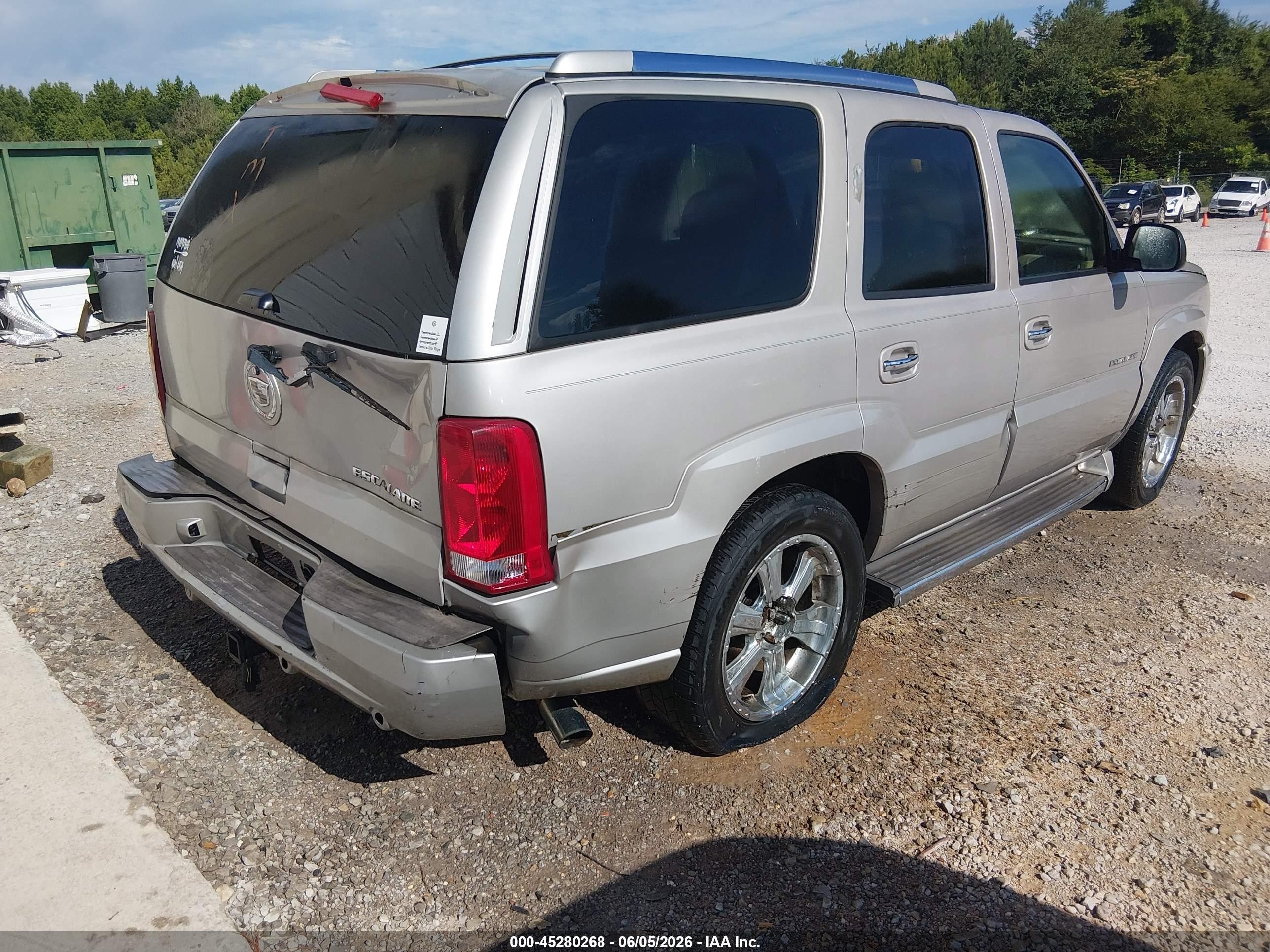 2005 Cadillac Escalade Standard Gray vin: 1GYEC63N45R215580