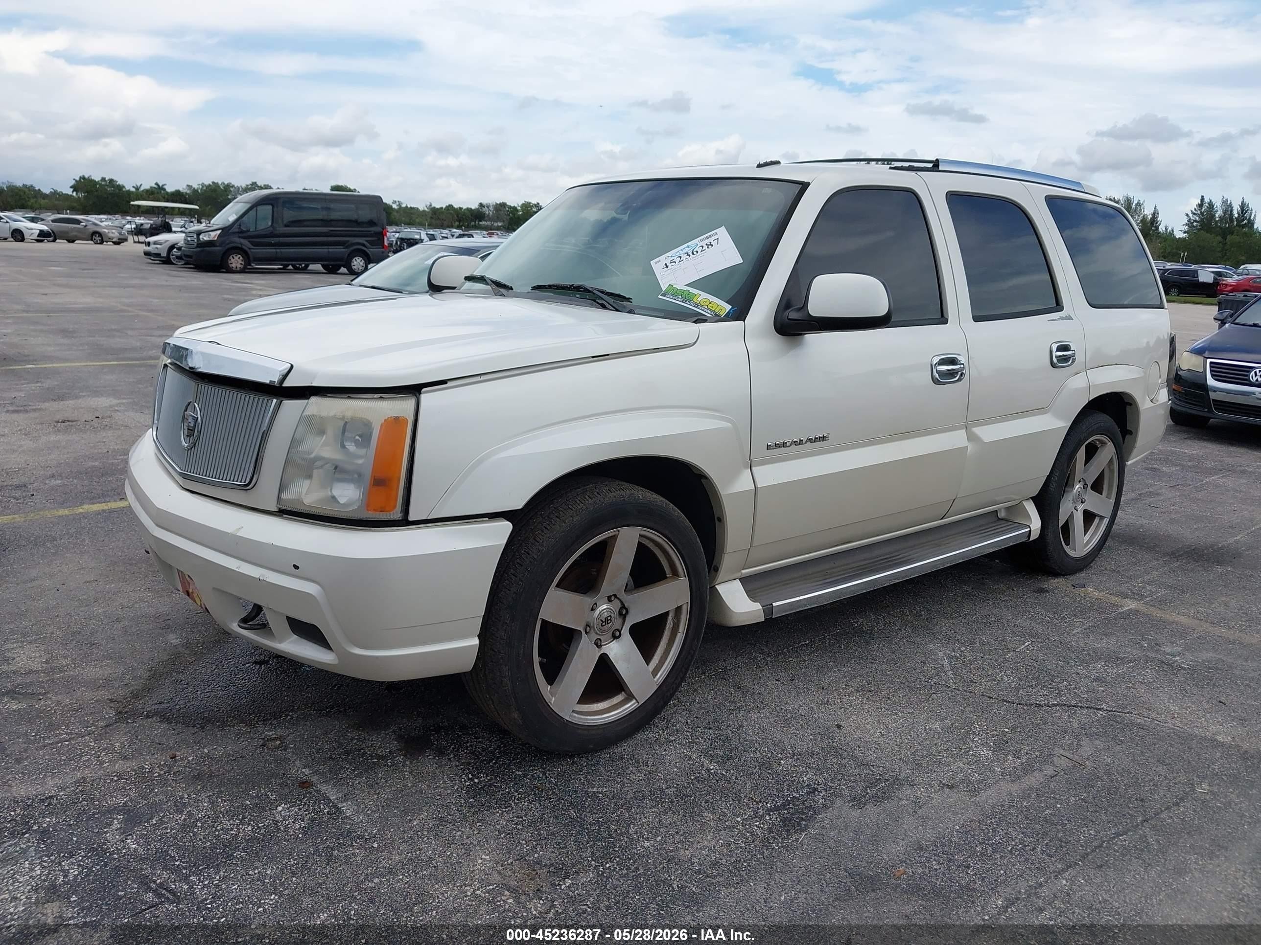 2006 Cadillac Escalade Standard Бежевый vin: 1GYEC63N46R119644