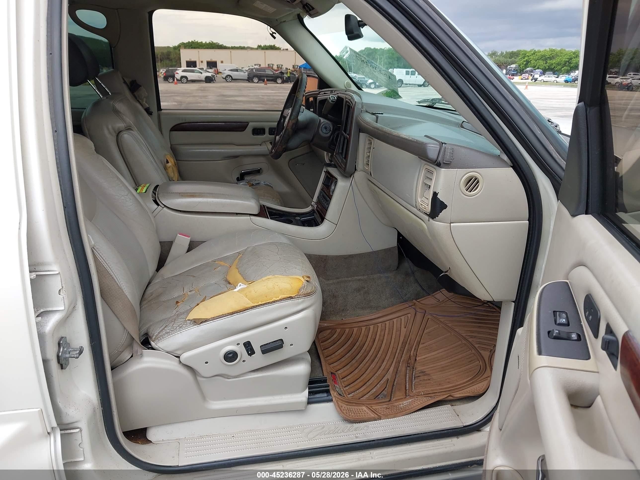 2006 Cadillac Escalade Standard Бежевый vin: 1GYEC63N46R119644