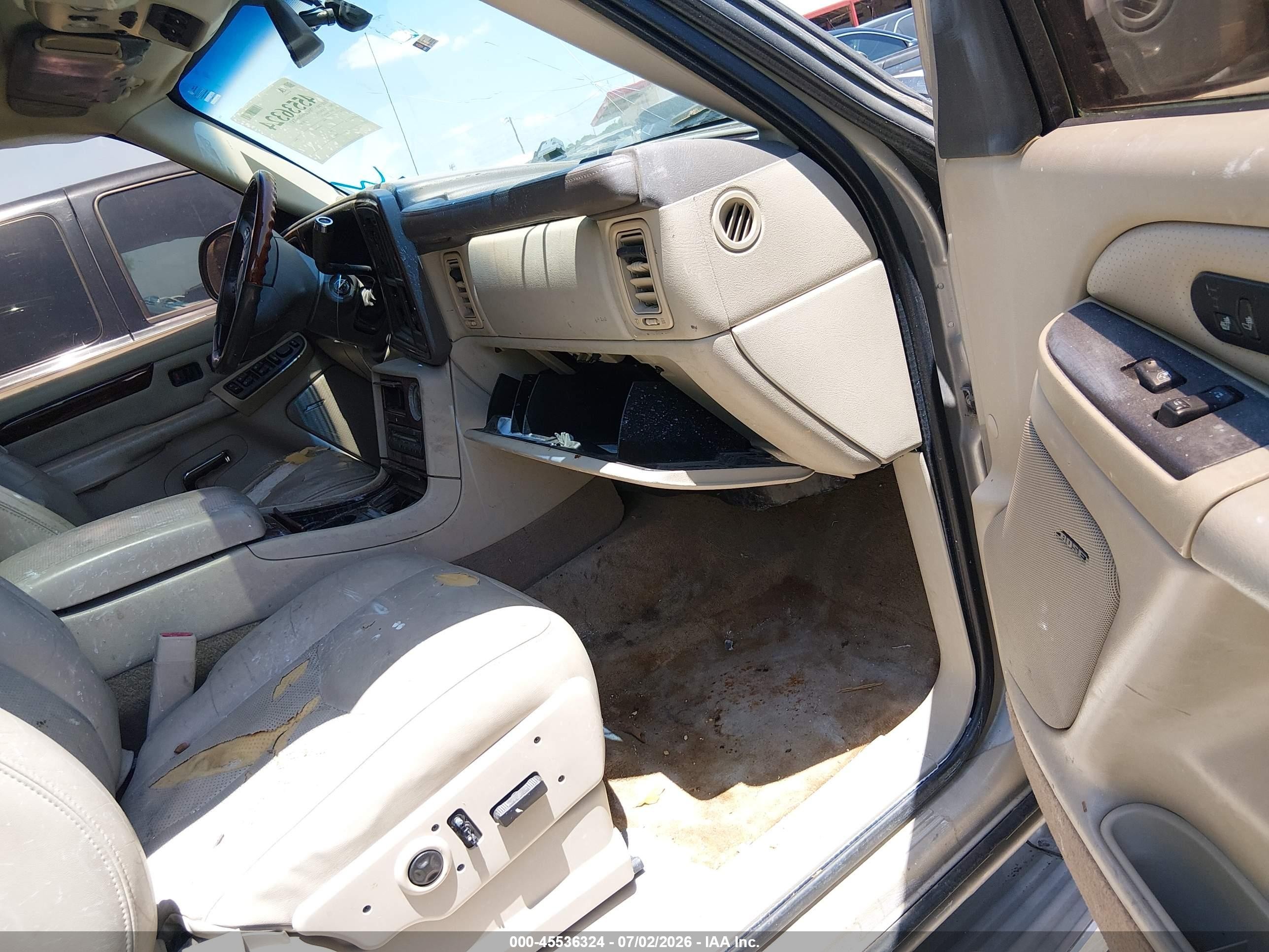 2005 Cadillac Escalade Standard Beige vin: 1GYEC63N65R234129