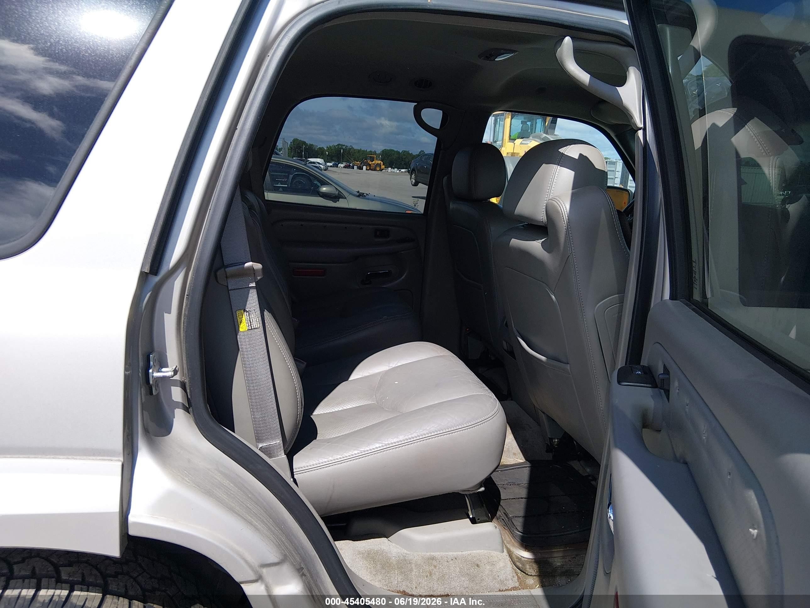 2006 Cadillac Escalade Standard Tan vin: 1GYEC63N66R117572