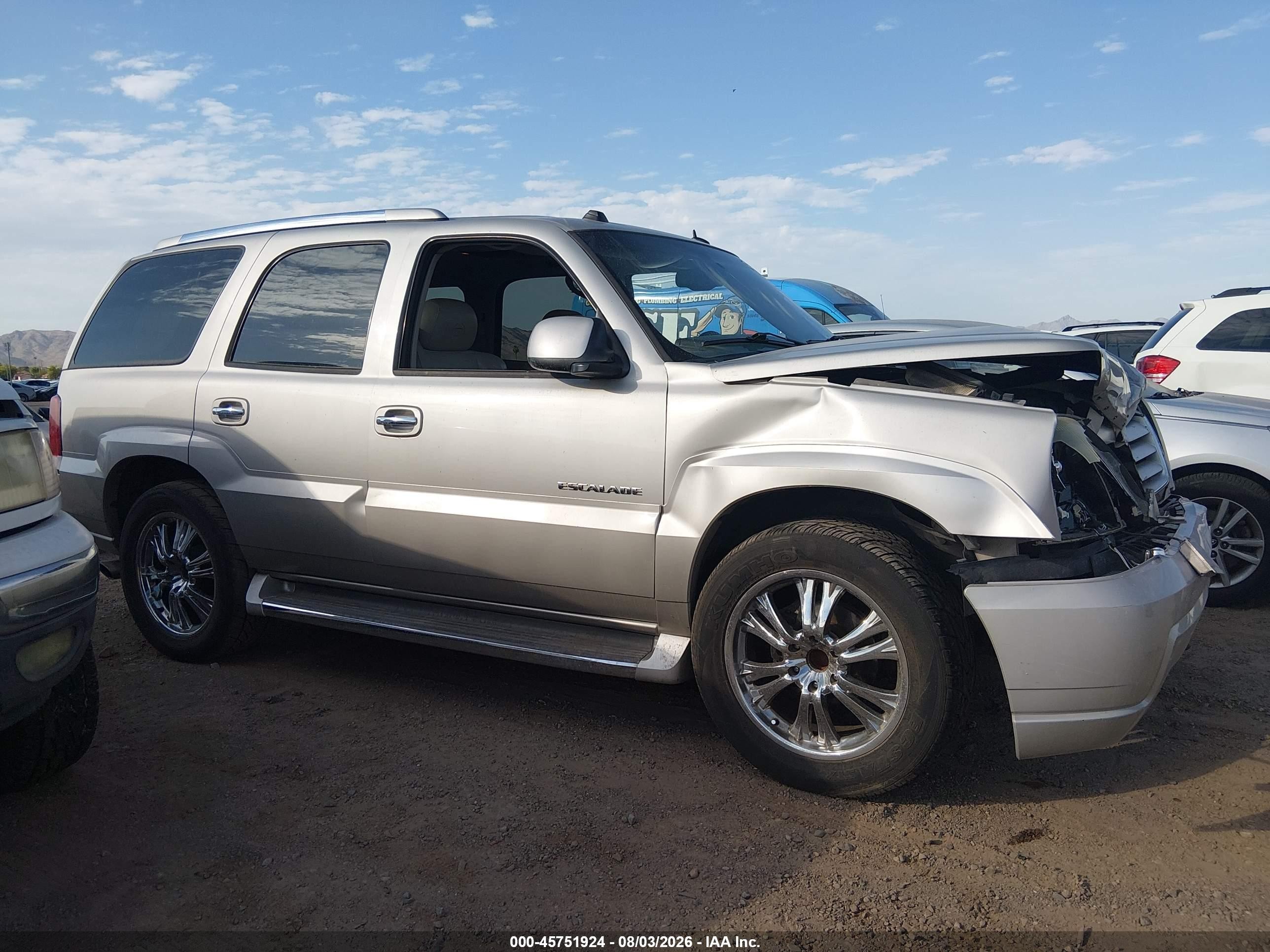 2004 Cadillac Escalade Standard Tan vin: 1GYEC63T04R248024