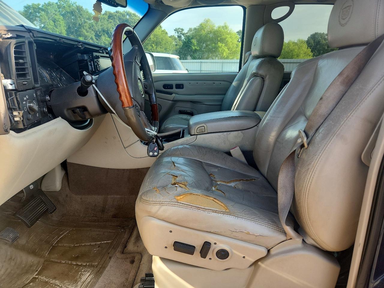 2005 Cadillac Escalade Luxury Blue vin: 1GYEC63T05R122330