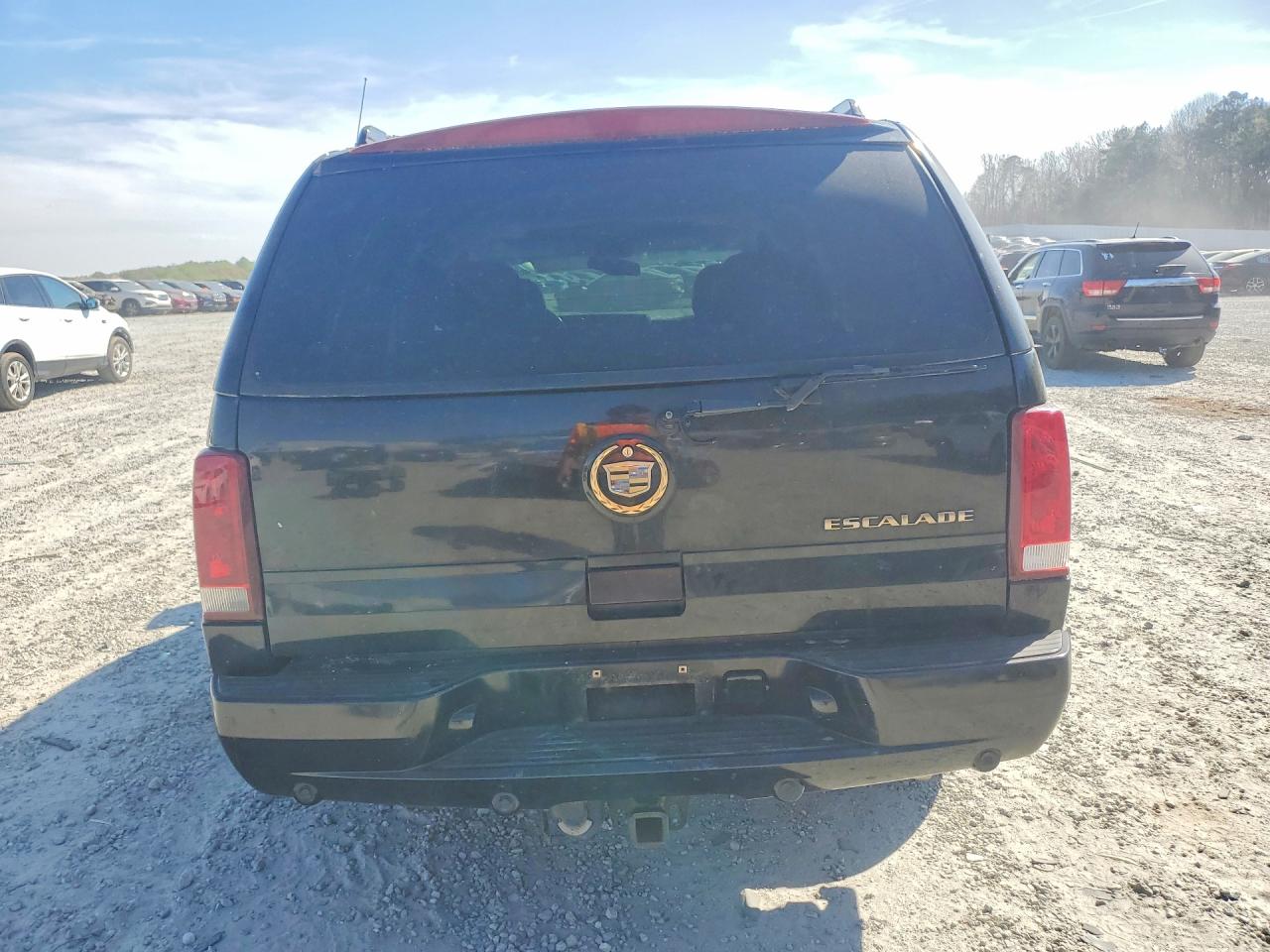 2002 Cadillac Escalade Luxury Black vin: 1GYEC63T12R106567
