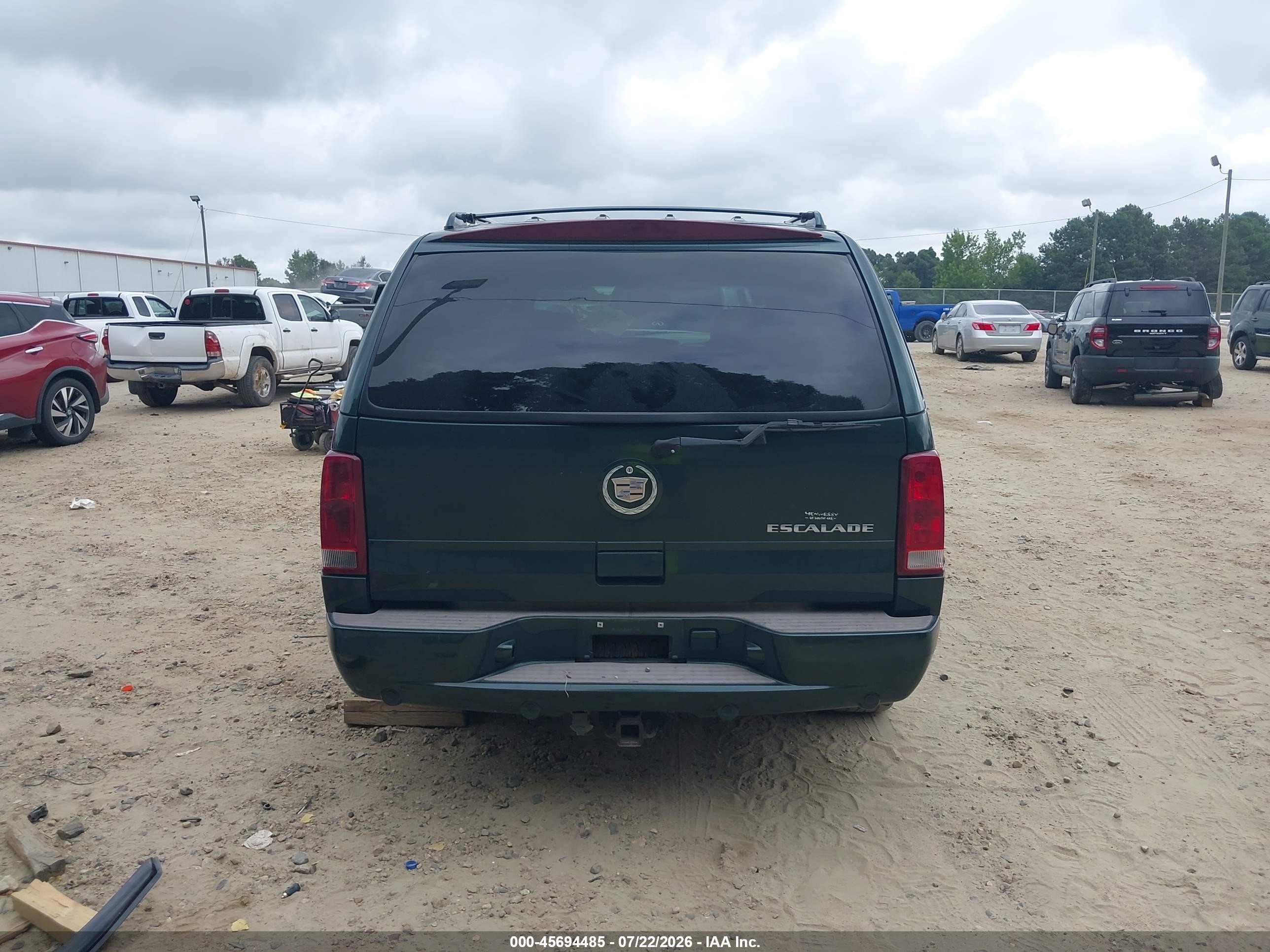 2002 Cadillac Escalade Standard Green vin: 1GYEC63T12R182709