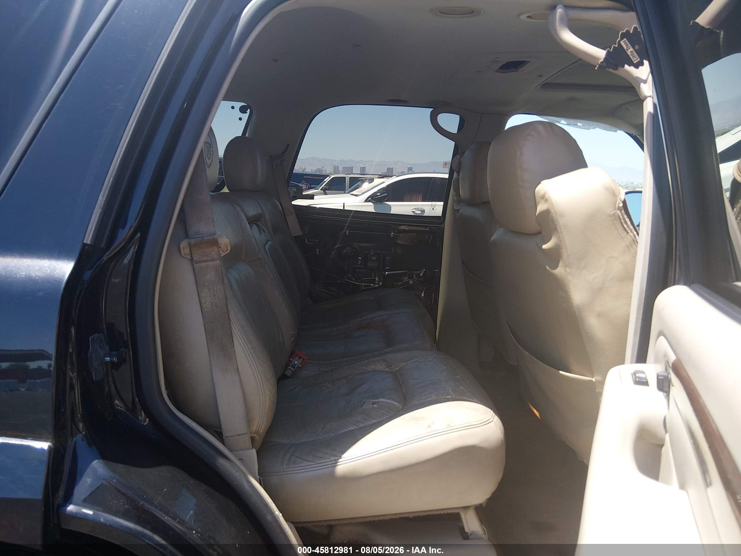2002 Cadillac Escalade Standard Black vin: 1GYEC63T42R217775