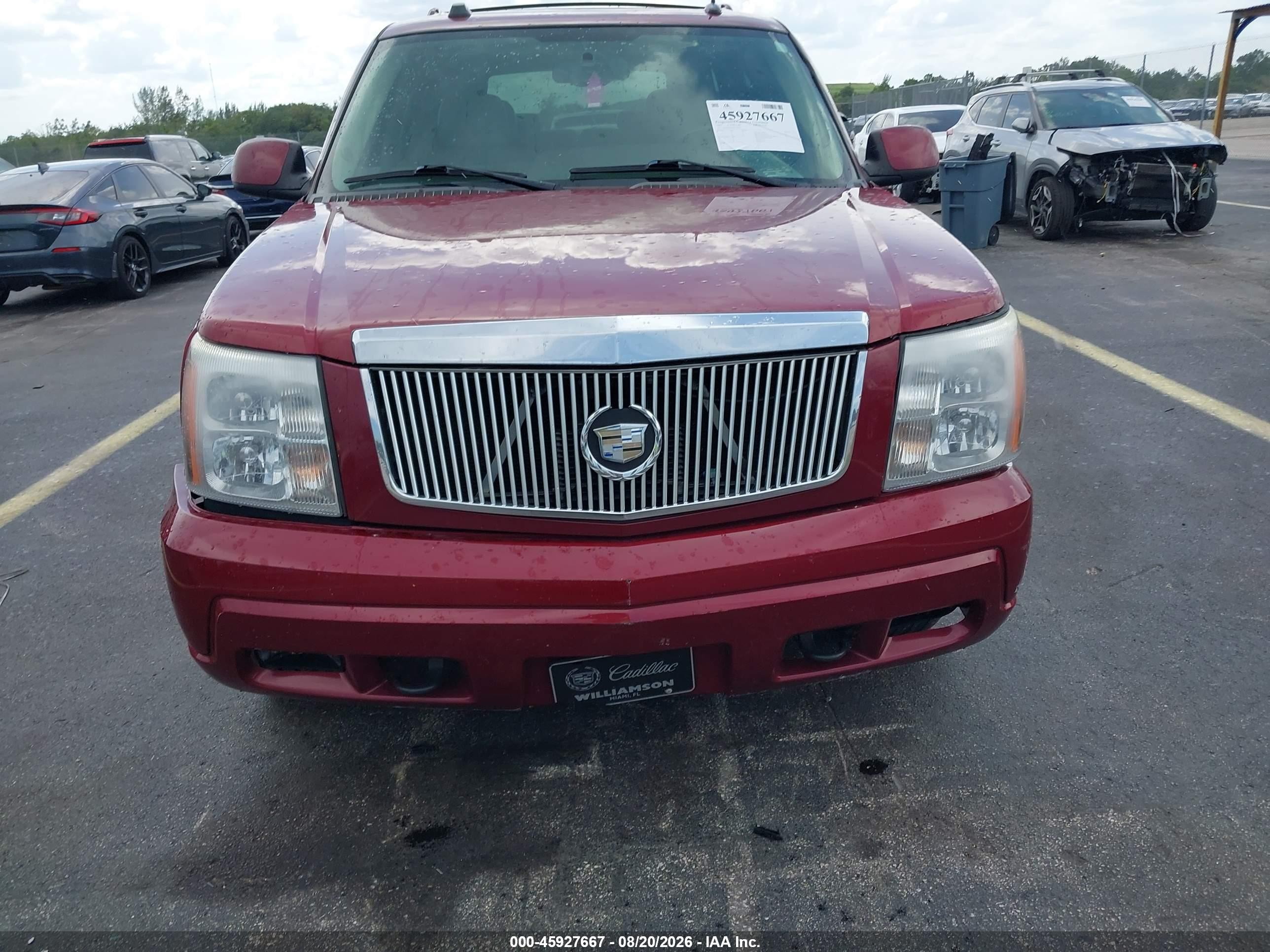 2005 Cadillac Escalade Standard Red vin: 1GYEC63T45R149093