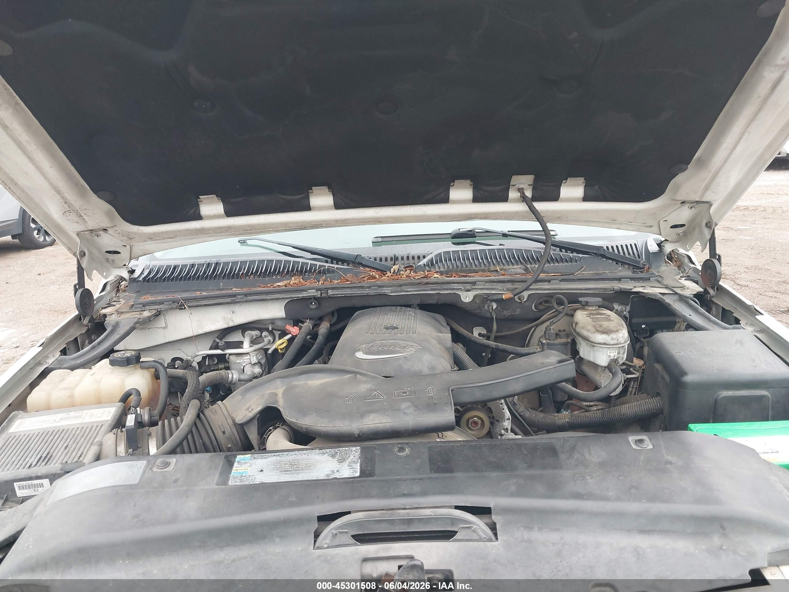 2003 Cadillac Escalade Standard White vin: 1GYEC63T63R110468