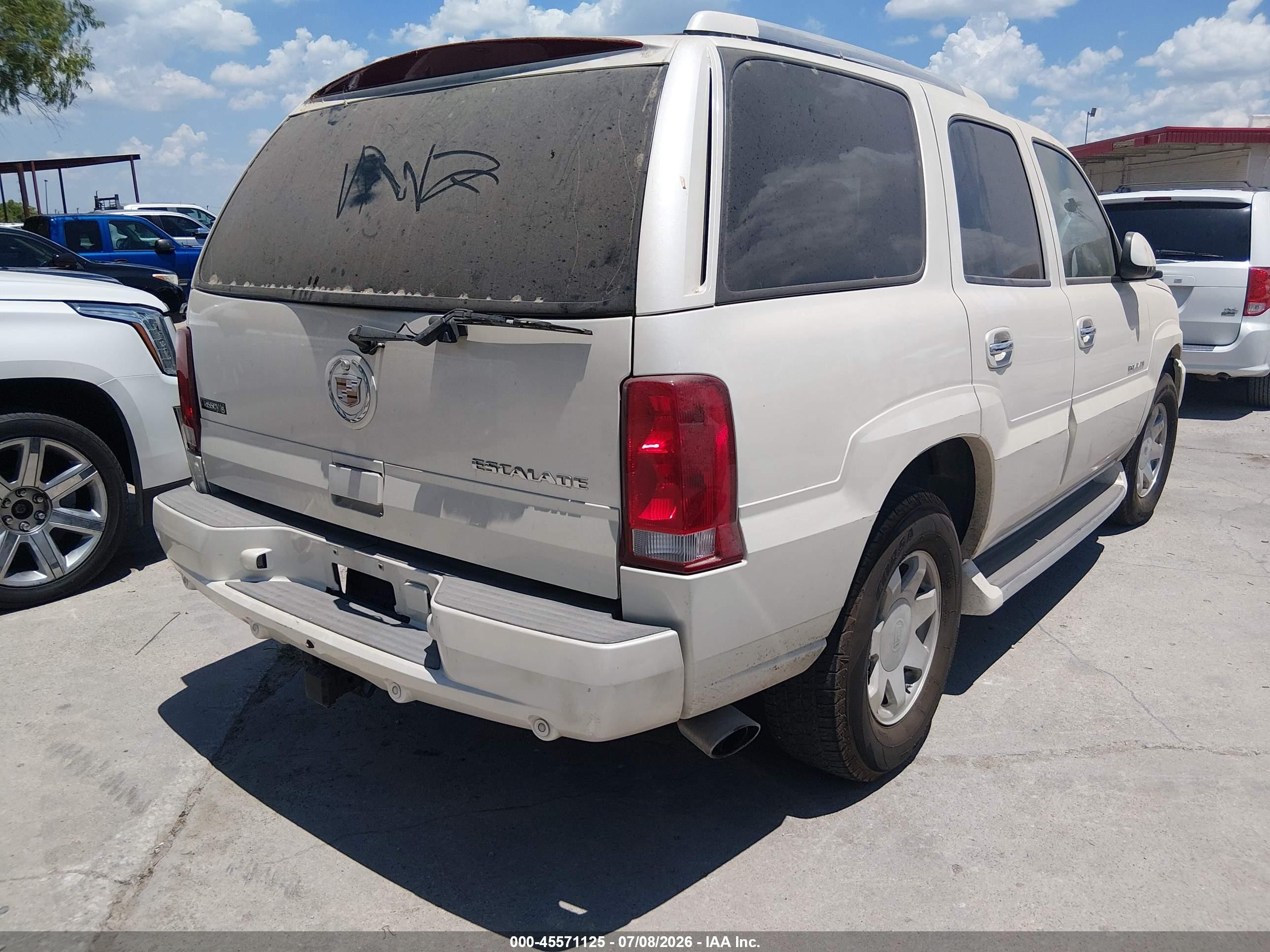 2004 Cadillac Escalade Standard White vin: 1GYEC63T64R207560