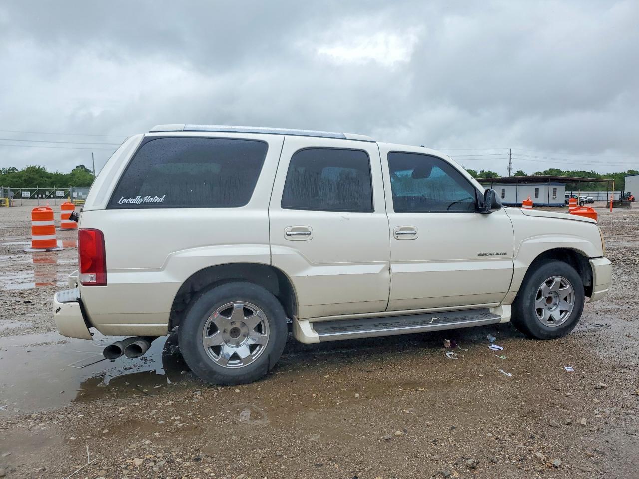 2003 Cadillac Escalade Luxury White vin: 1GYEC63T73R319718